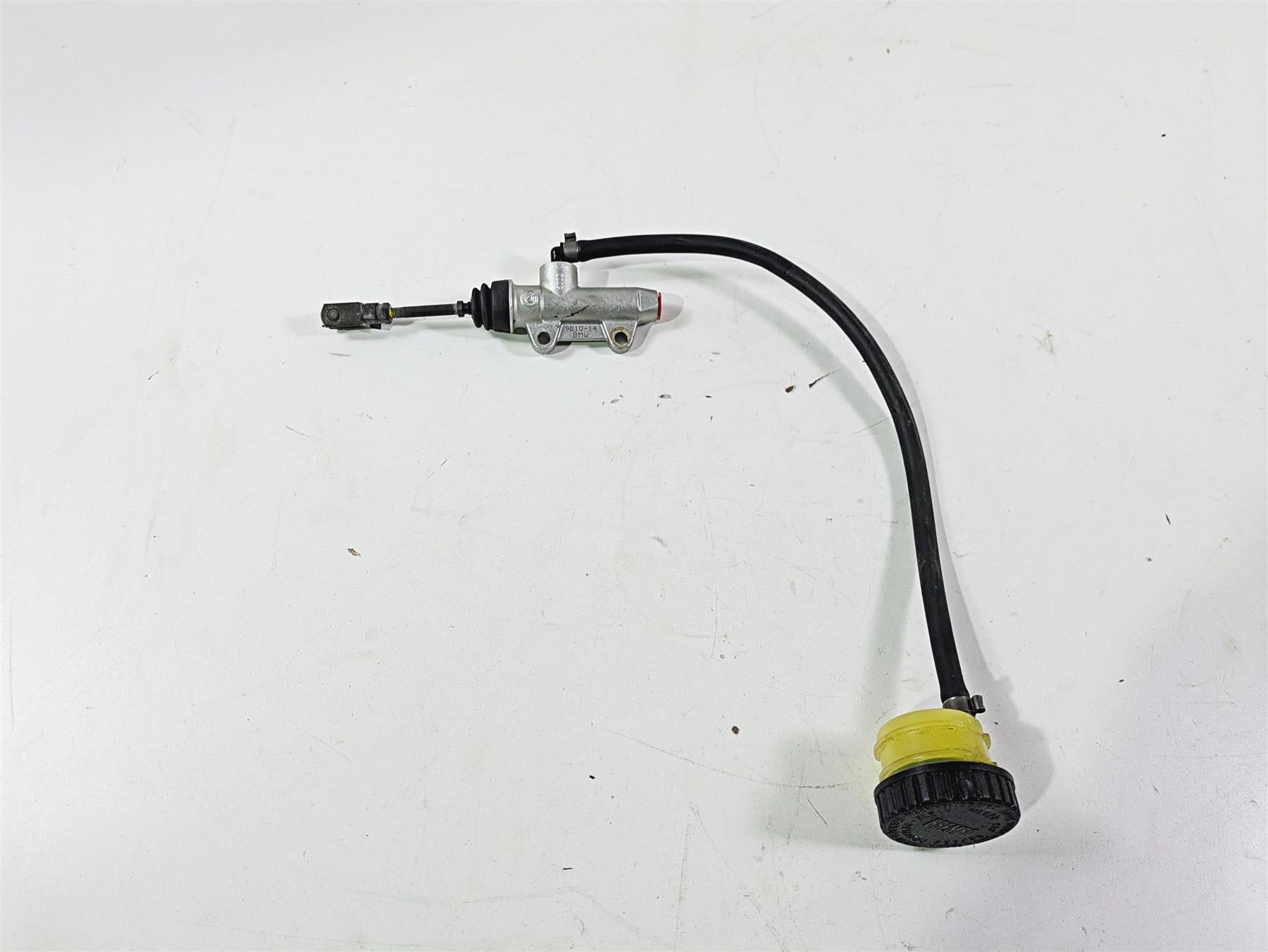 2009 BMW R1200RT K26 Brembo Rear Brake Master Cylinder 34317705580 {{ shop.shopifyCountryName }} - Mototech271