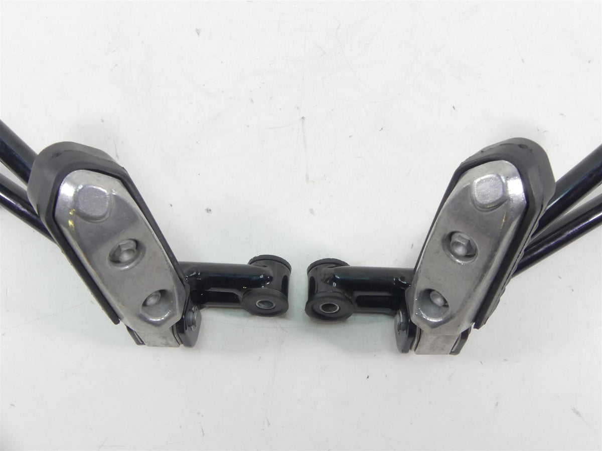 2019 Moto Guzzi V7 III Stone 750 Rear Passenger Footpeg Set 2B003190 2B003189 {{ shop.shopifyCountryName }} - Mototech271