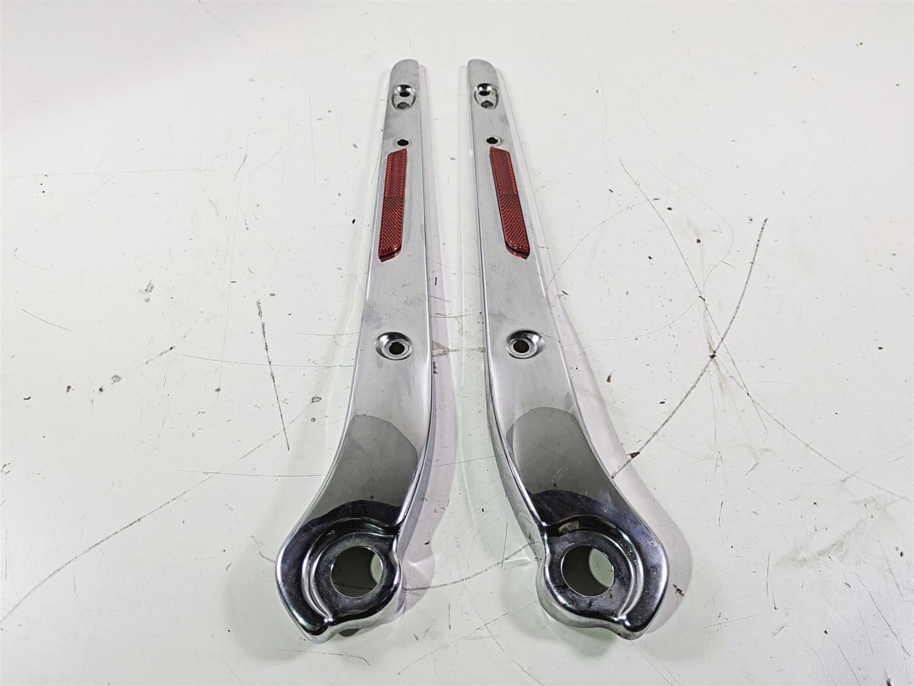 2007 Harley FXDWG Dyna Wide Glide Rear Fender Chrome Struts Braces 59893-06 {{ shop.shopifyCountryName }} - Mototech271