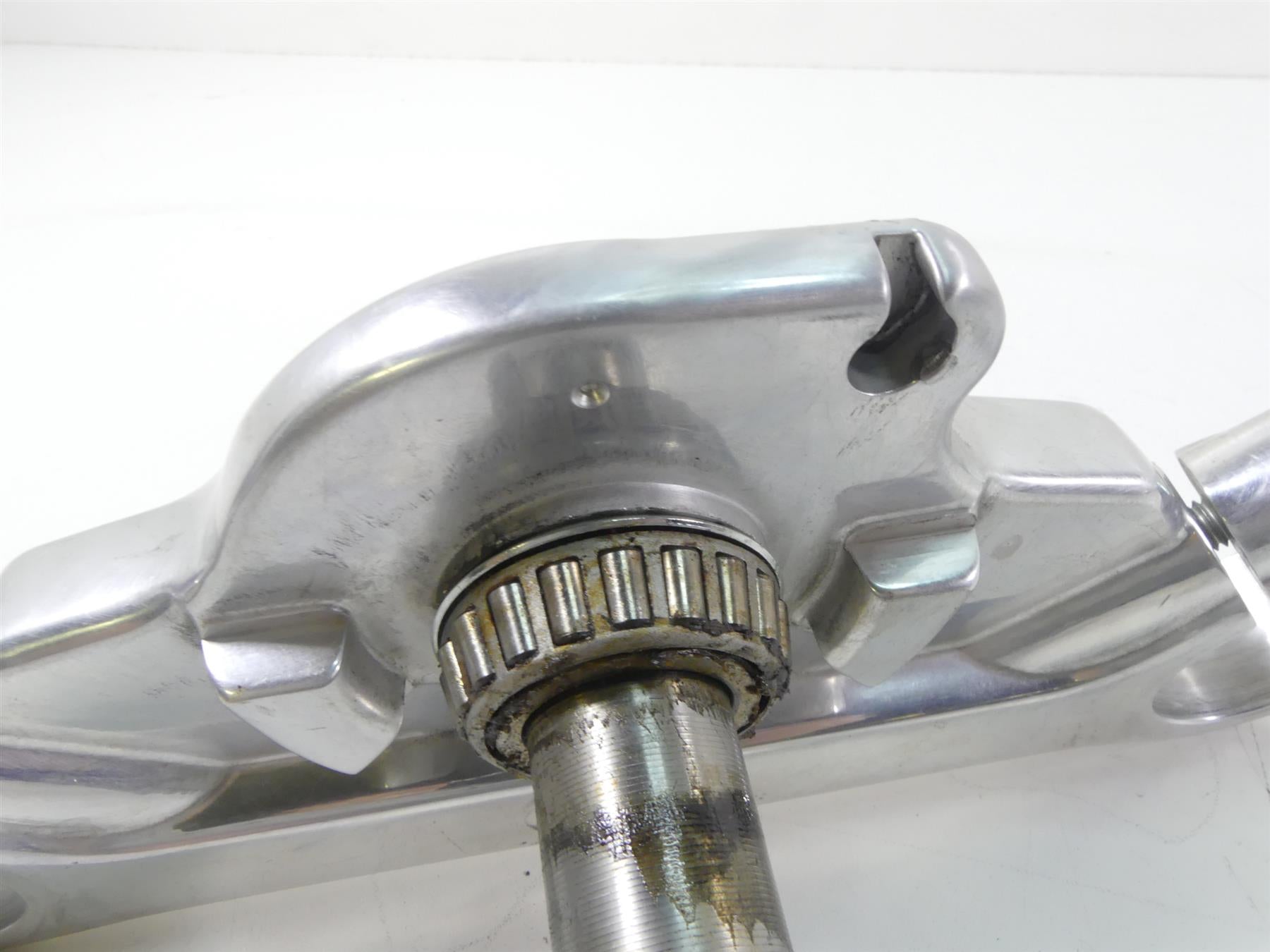 2009 Harley FXDF Dyna Fat Bob Lower Triple Tree Steering Yoke - 49mm 47648-08 {{ shop.shopifyCountryName }} - Mototech271