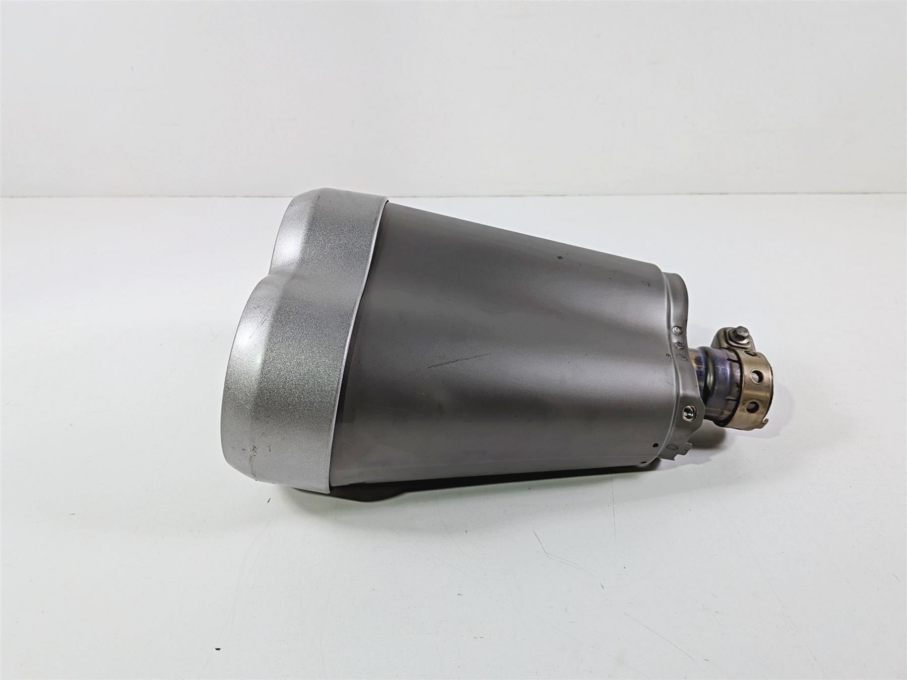 2009 Yamaha VMX17 V-Max 1700 Right Exhaust Pipe Muffler 2S3-14720-00-00-Mototech271