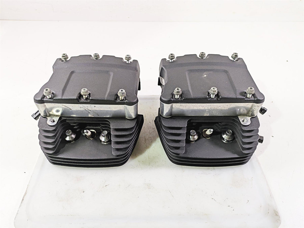 2015 Harley FXDF Dyna Fat Bob Cylinderhead Cylinder Head Set 103 16500092 {{ shop.shopifyCountryName }} - Mototech271