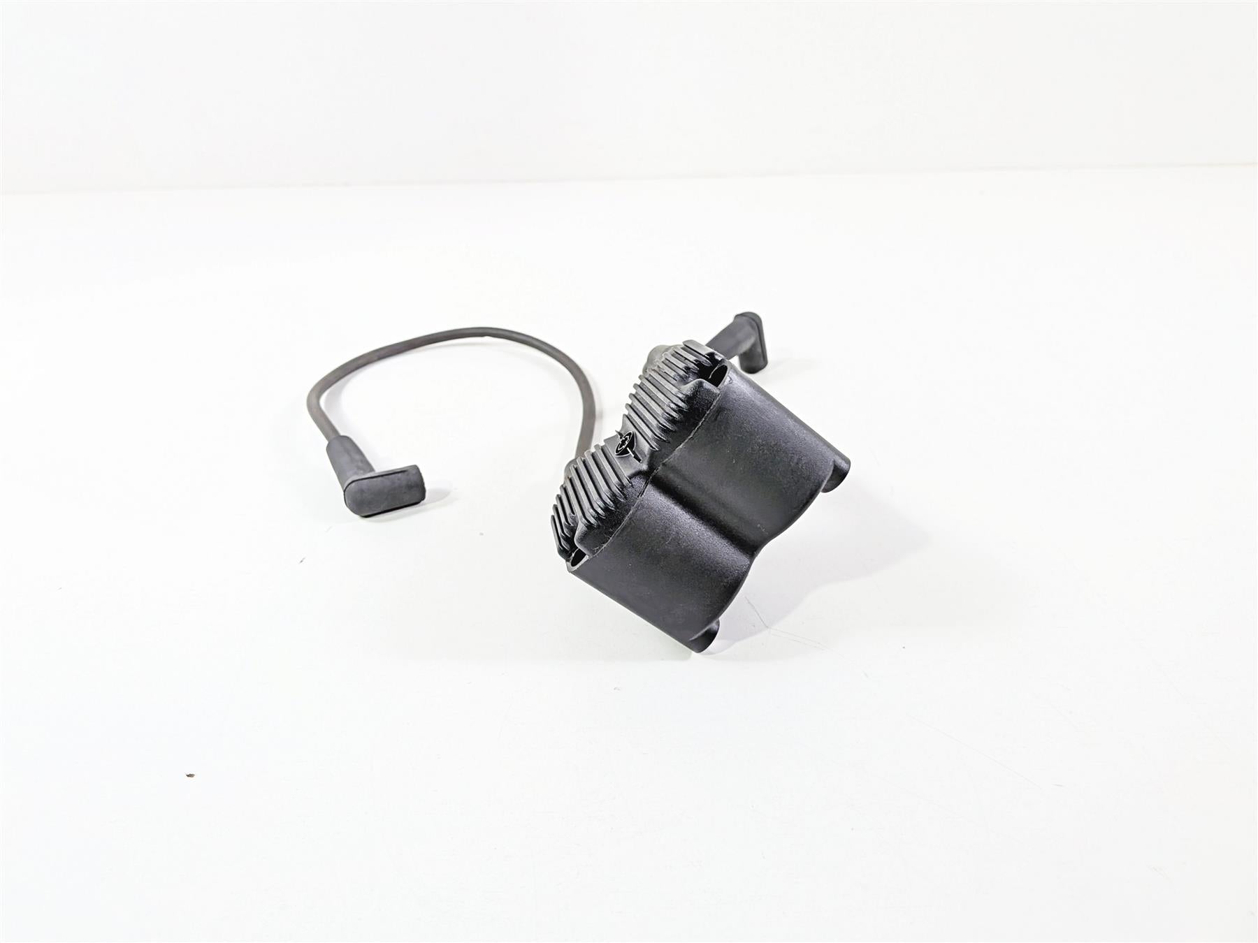 2011 Harley FXDF Dyna Fat Bob Delphi Ignition Coil Wires Plugs Set 31743-01 {{ shop.shopifyCountryName }} - Mototech271