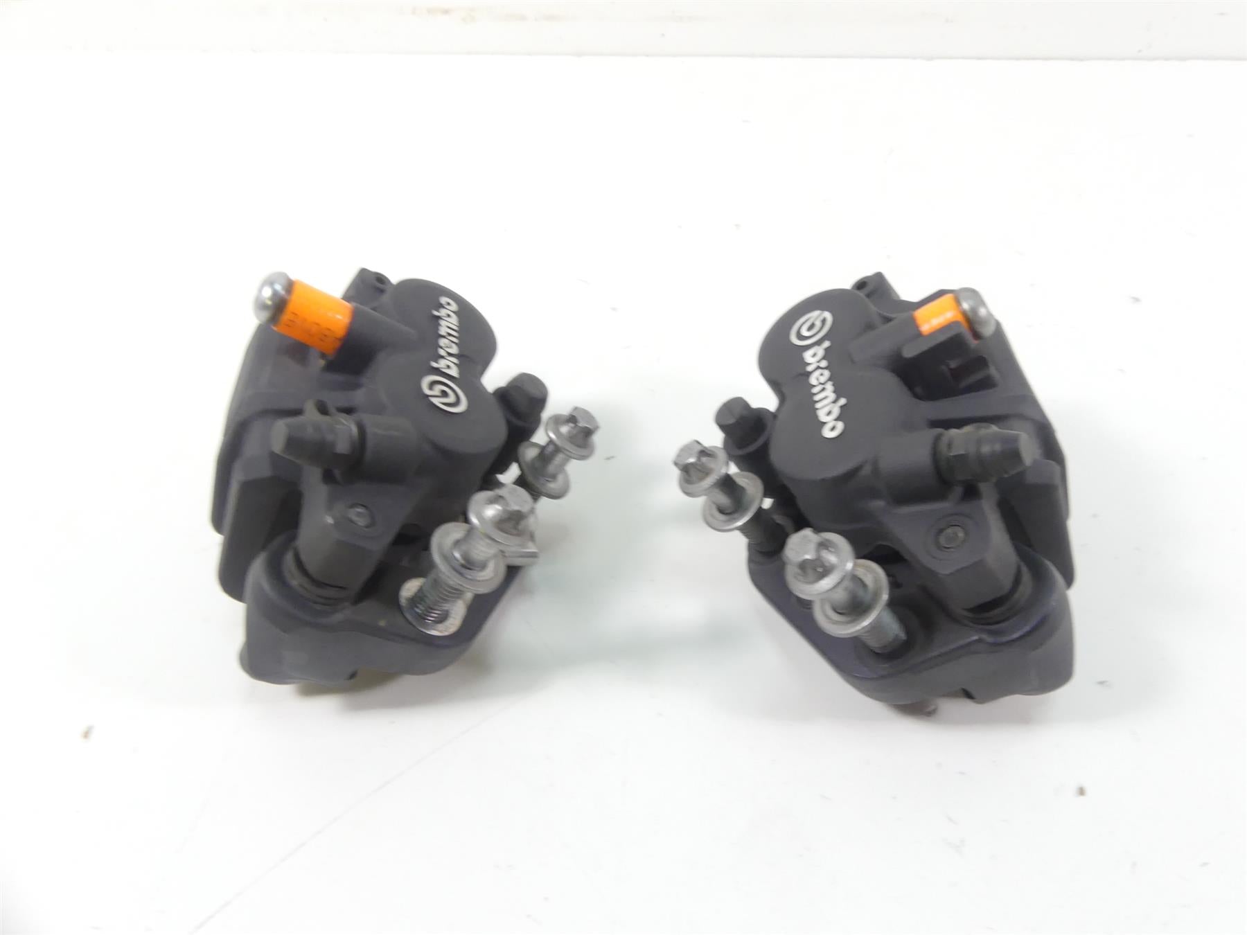 2017 BMW F800GS K72 Front Brembo Brake Caliper Set 34117716715 34117716716 {{ shop.shopifyCountryName }} - Mototech271