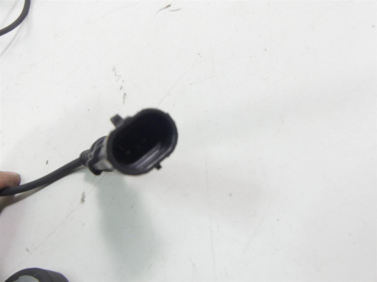 2017 Harley Touring FLHTKL Electra Glide Abs Wheel Speed Sensor Set 32700015 {{ shop.shopifyCountryName }} - Mototech271