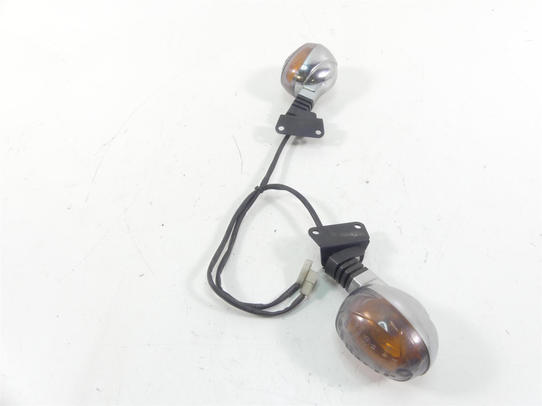 2014 Moto Guzzi Griso 1200 SE 8V Rear Blinker Turn Signal GU06750600 GU06751601 {{ shop.shopifyCountryName }} - Mototech271