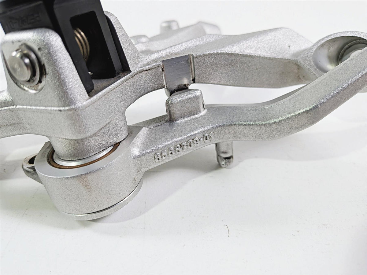 2022 BMW S1000RR K67 Left Right Rizoma Foot Peg Set & Mounts 46718568715-Mototech271