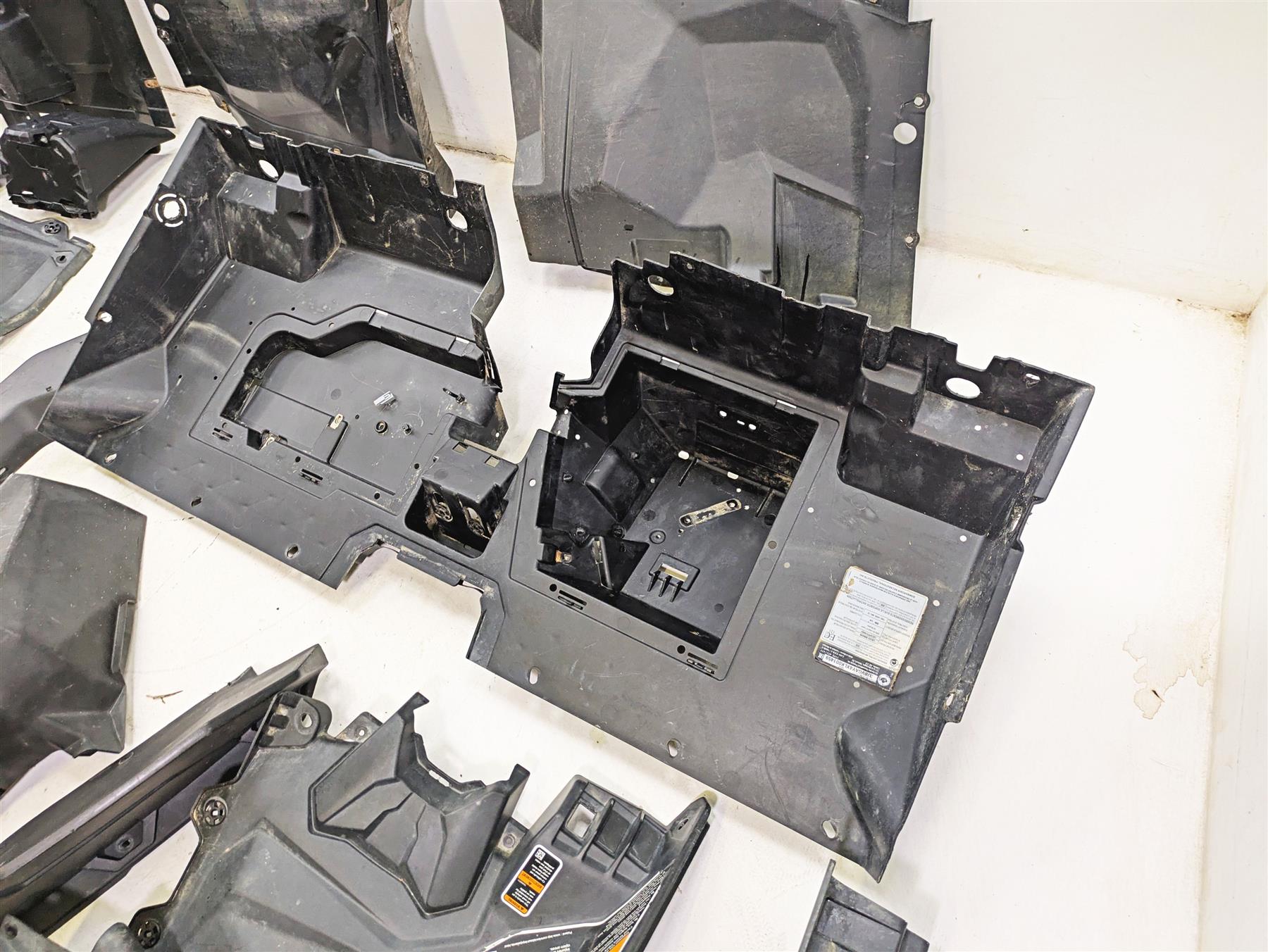 2020 Can Am Maverick X3 Turbo R STD Inner Interior Fairings Covers Set 707900338 {{ shop.shopifyCountryName }} - Mototech271