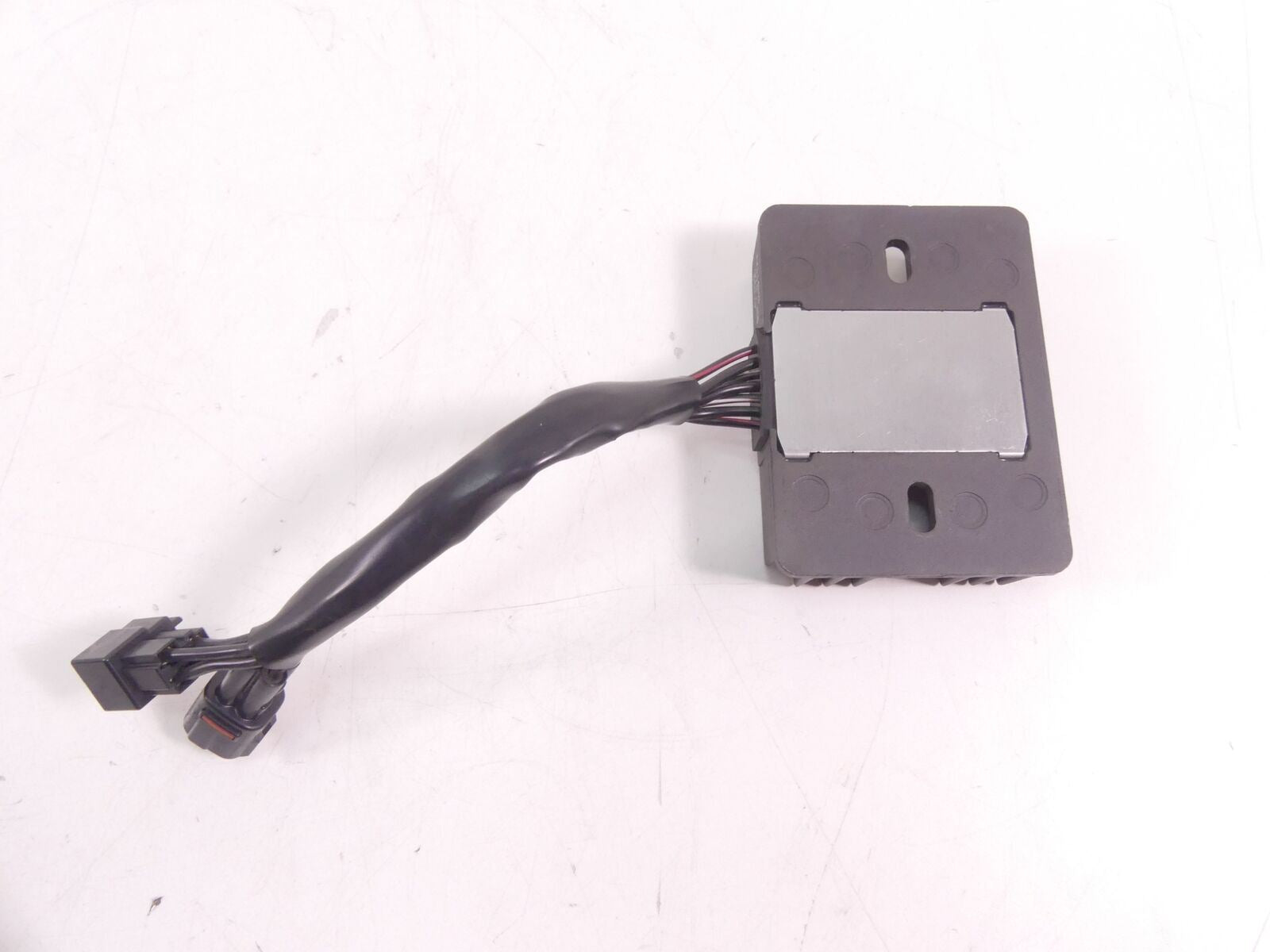 2018 Suzuki GSXR750 Rectifier Voltage Regulator 32800-47H00 {{ shop.shopifyCountryName }} - Mototech271