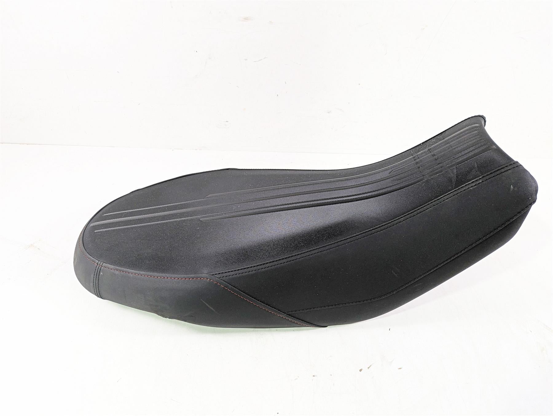 2022 Ducati Scrambler Desert Sled Dual Driver Seat Saddle - Torn 59522601A {{ shop.shopifyCountryName }} - Mototech271