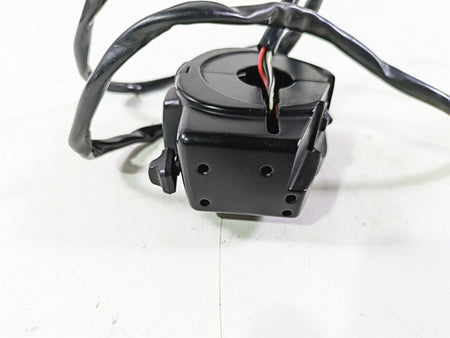 2018 Harley Softail FXFBS Fat Bob Left Control Switch Cruise Control 41000369 {{ shop.shopifyCountryName }} - Mototech271