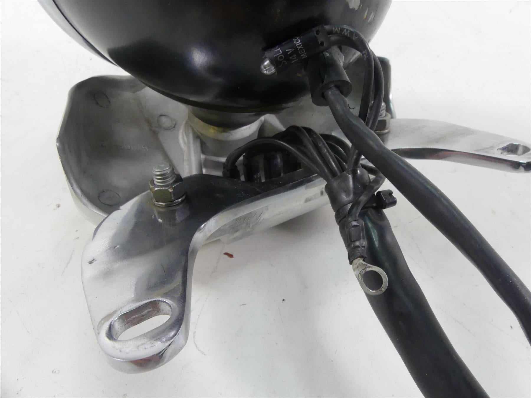 1993 Harley Dyna FXDL Low Rider Headlight Head Light & Indicator Lights 67730-91 {{ shop.shopifyCountryName }} - Mototech271