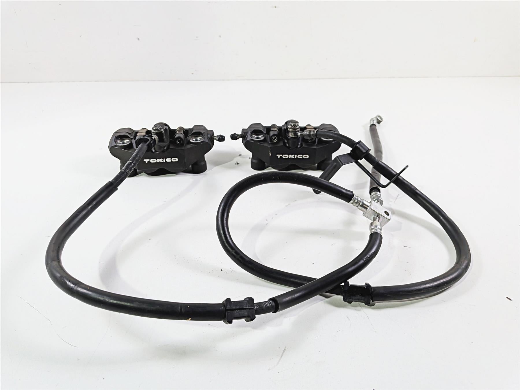 2014 Suzuki M109R VZR1800 Boulevard Front Brake Calipers 108mm 59100-41G40-999 {{ shop.shopifyCountryName }} - Mototech271