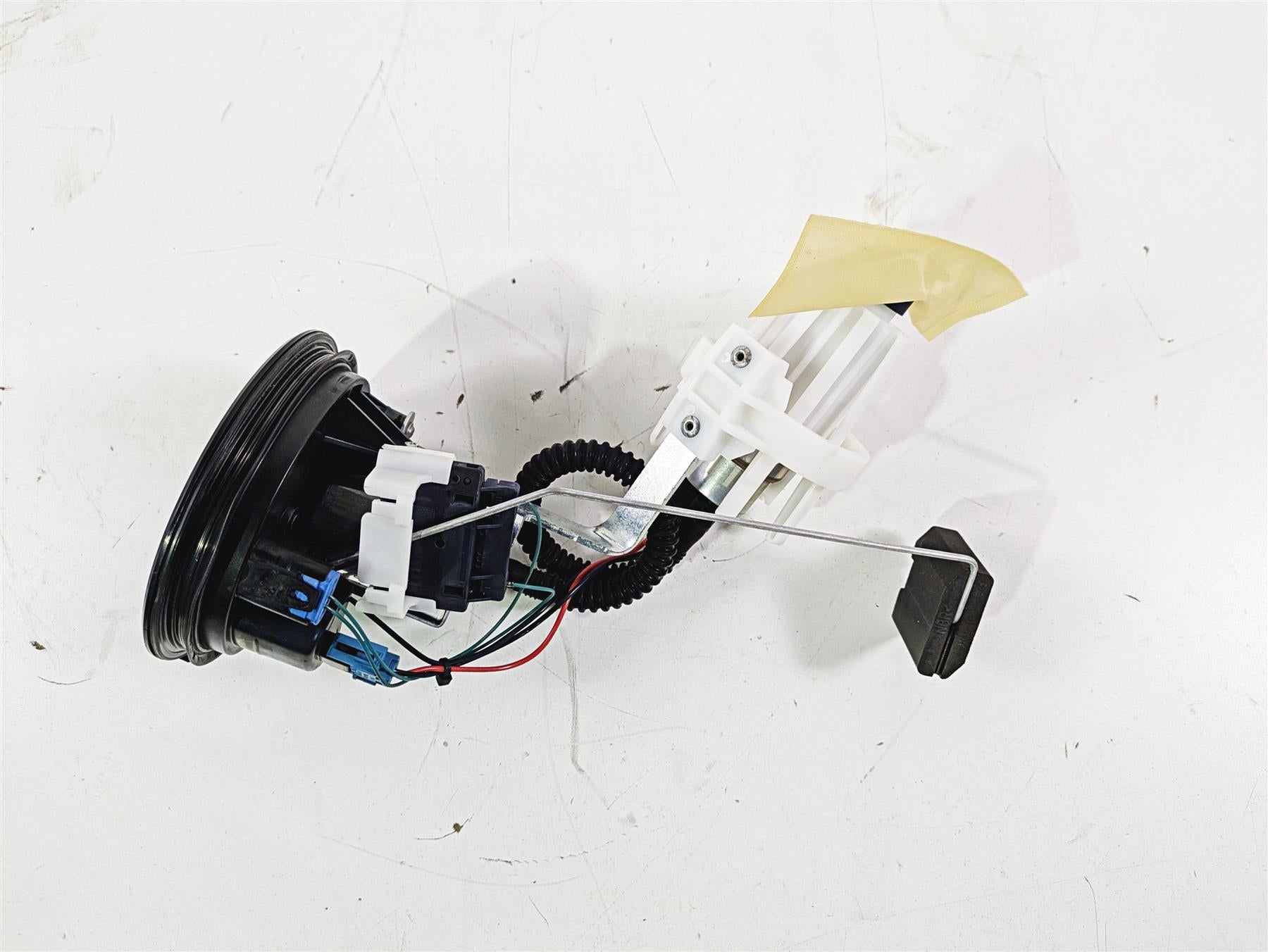 2016 BMW R1200RS K54 Fuel Gas Petrol Pump - Tested 16148357969 {{ shop.shopifyCountryName }} - Mototech271