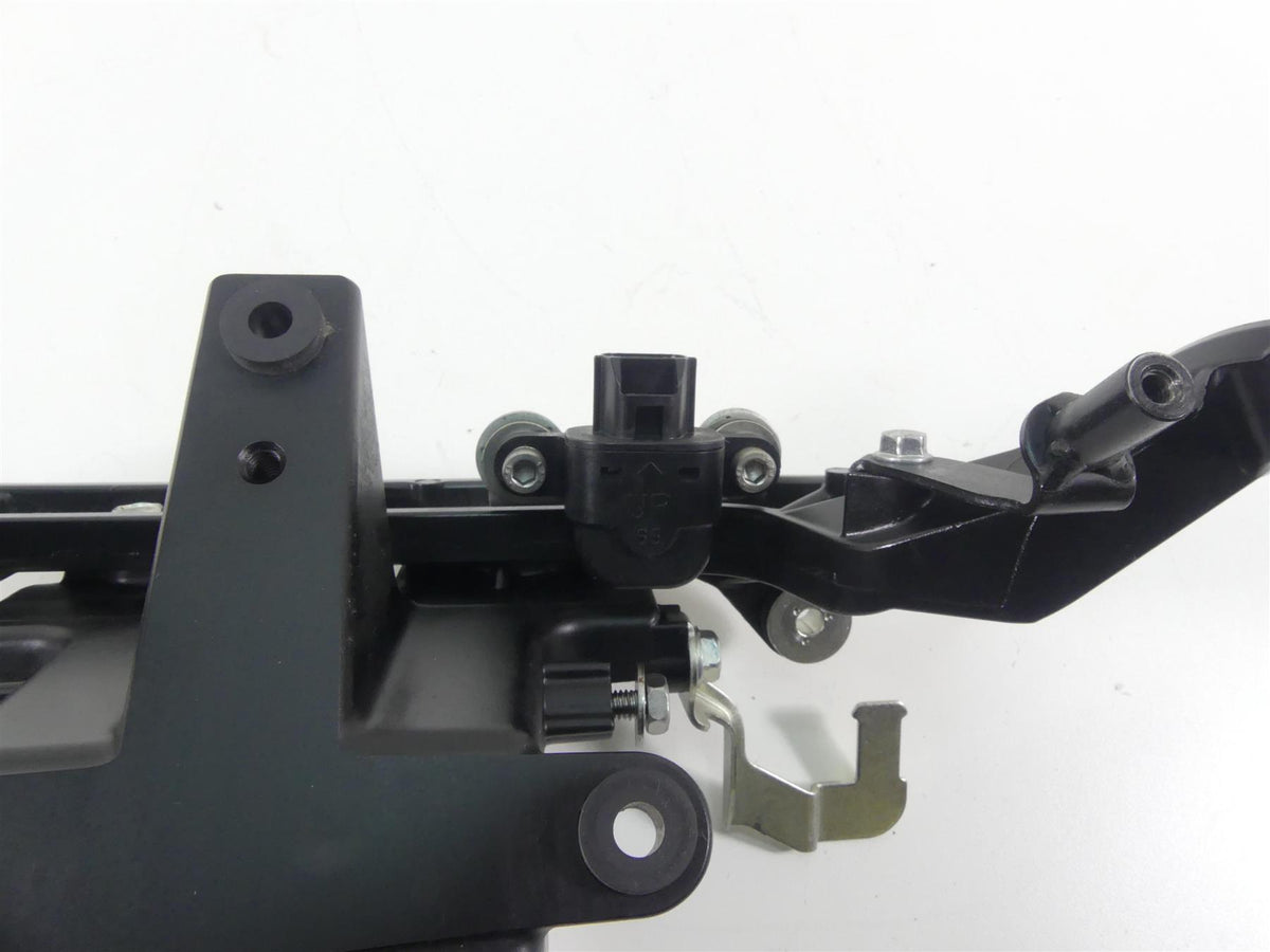 2012 Kawasaki ZX1400 ZX14R Ninja Mirror & Speedo Holder Stay Set 11056-1544 {{ shop.shopifyCountryName }} - Mototech271