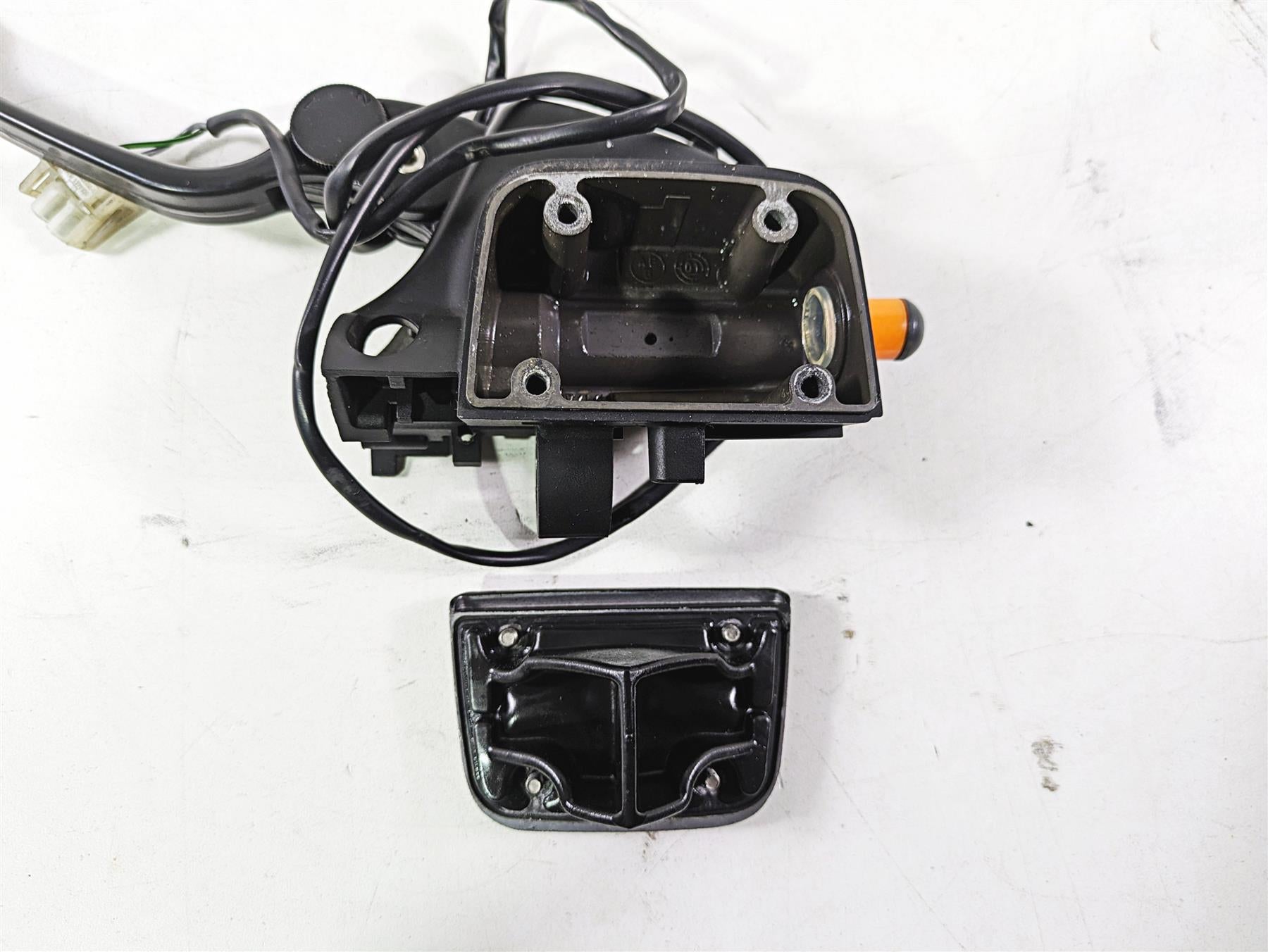 2004 BMW R1150GS R21 Magura Clutch Master Cylinder 32717657183 {{ shop.shopifyCountryName }} - Mototech271