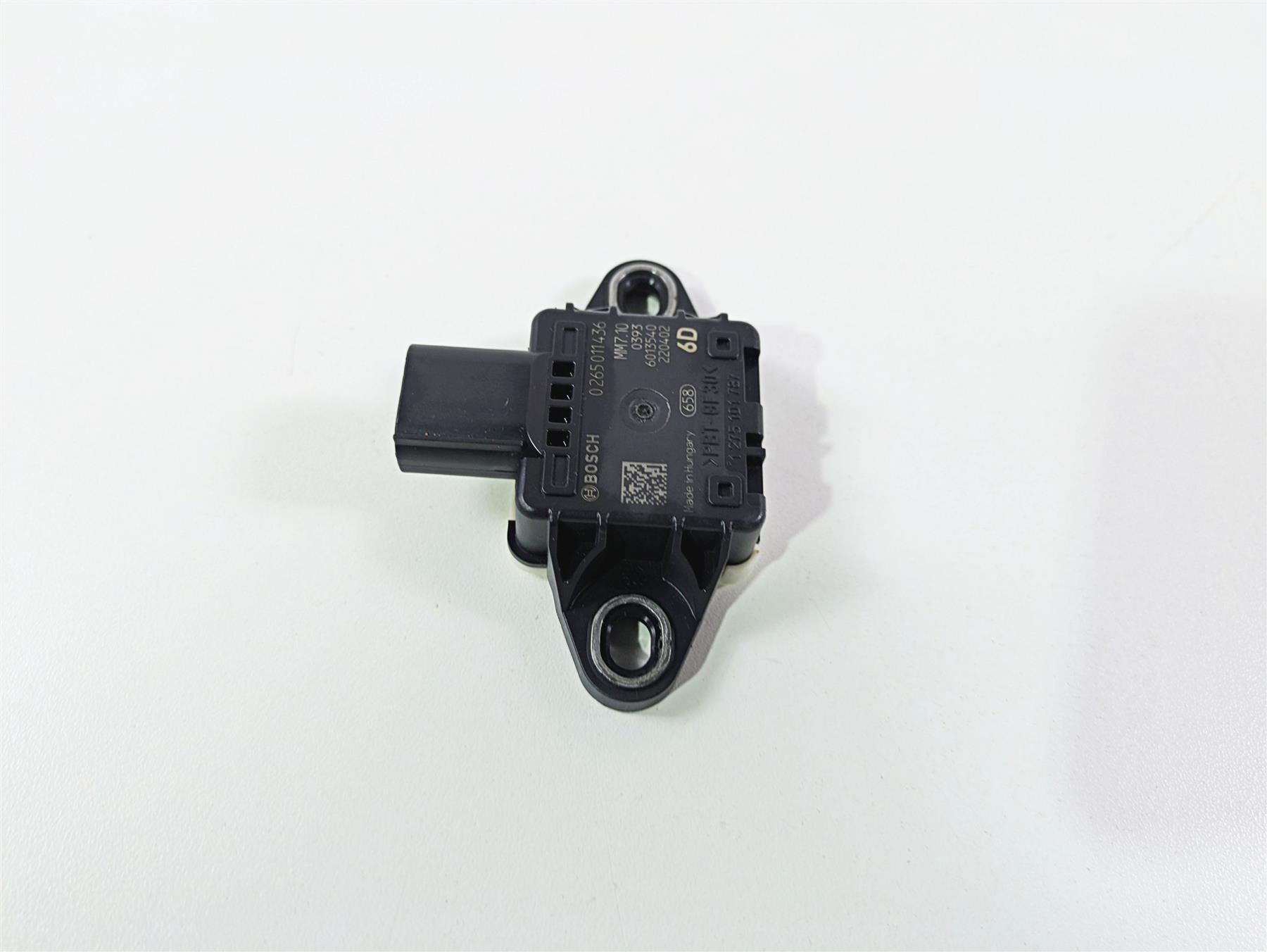 2023 Suzuki GSX1300 RR Hayabusa Bosch Fall Lean Angle Sensor 55750-06L00 {{ shop.shopifyCountryName }} - Mototech271