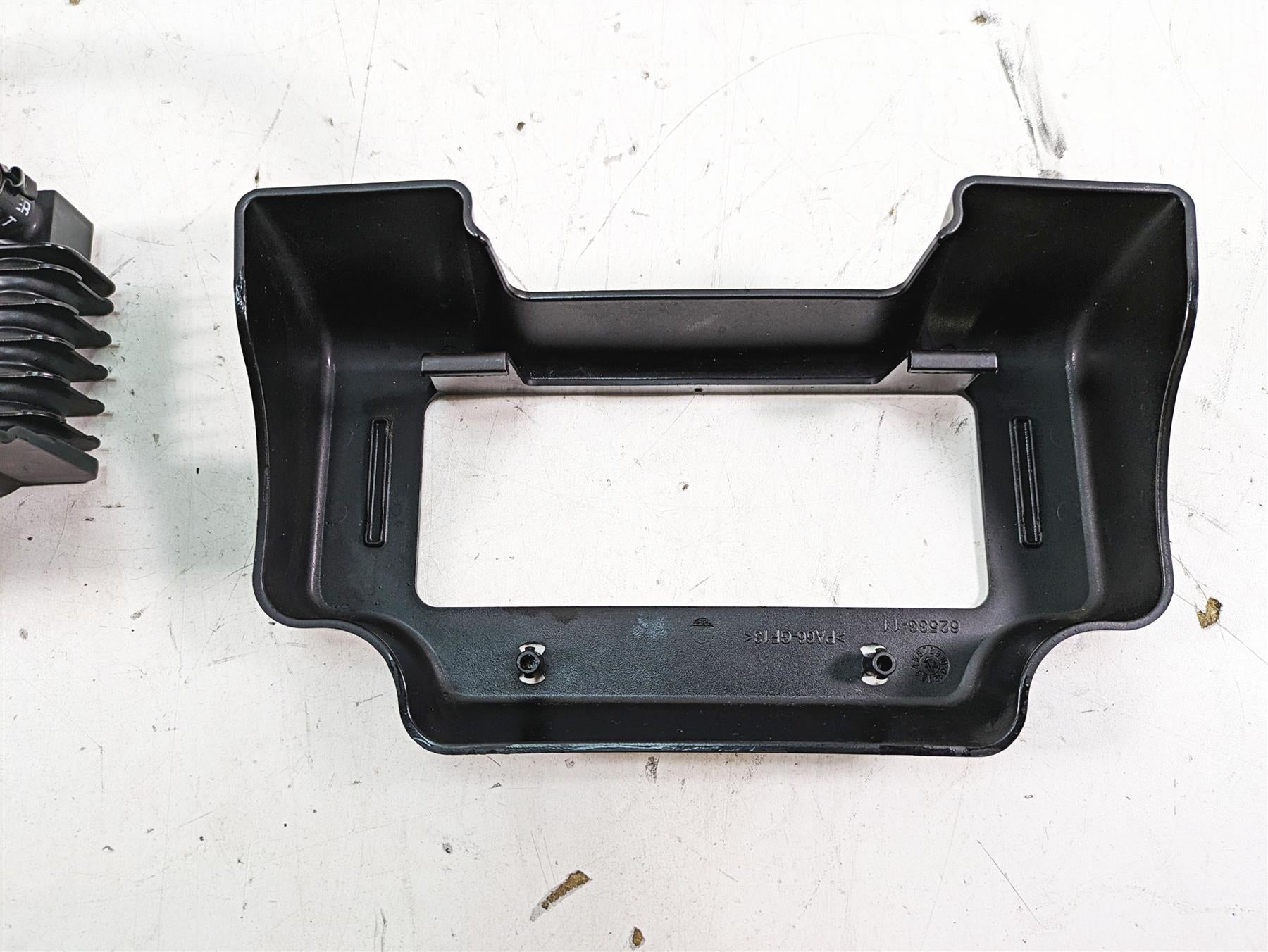 2015 Harley Touring FLHXS Street Glide Oil Cooler + Hoses & Cover Set 63083-11 {{ shop.shopifyCountryName }} - Mototech271
