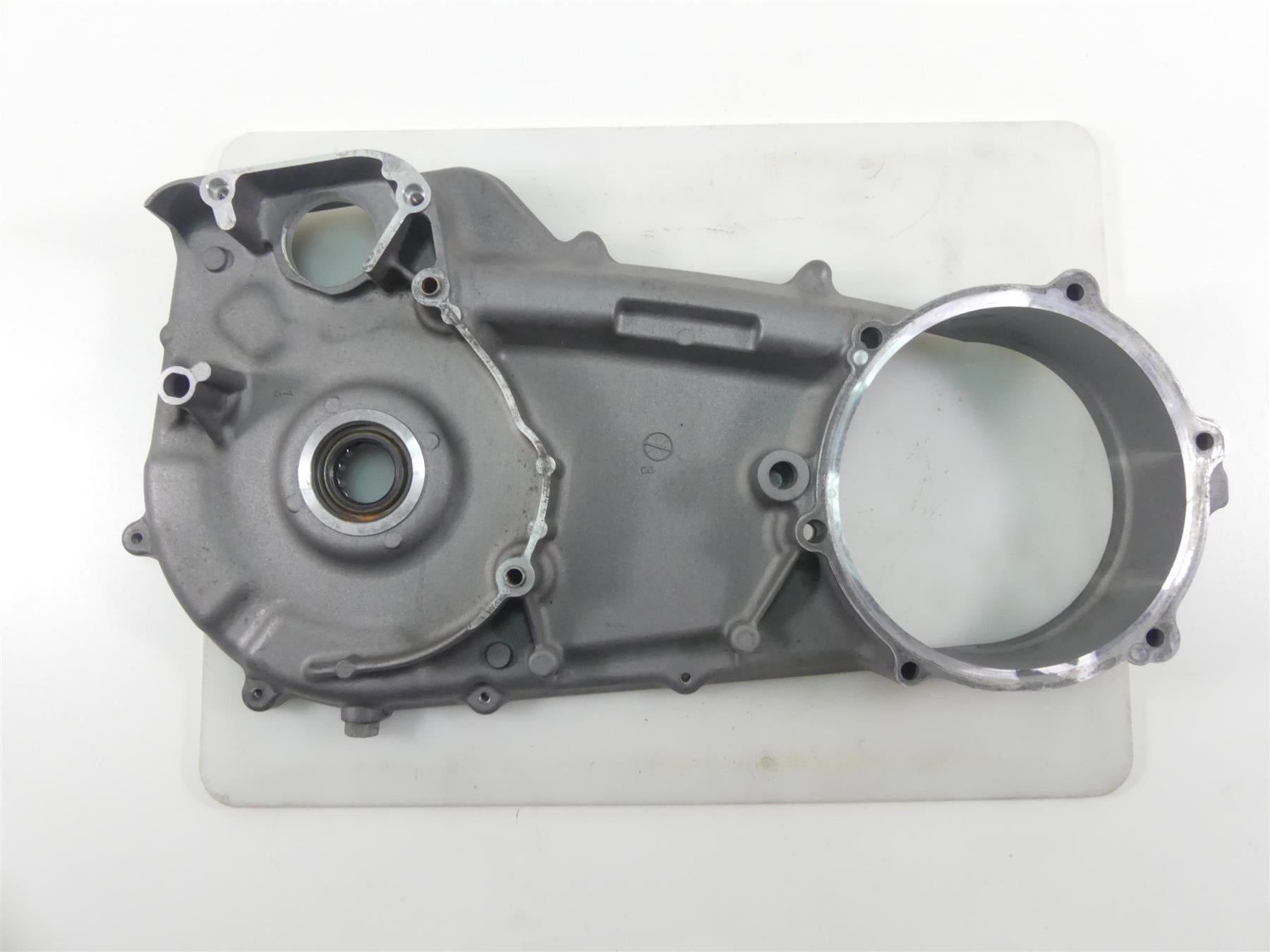 2009 Harley Dyna FXDF SE CVO Fat Bob Inner Primary Drive Clutch Cover 60681-06B {{ shop.shopifyCountryName }} - Mototech271