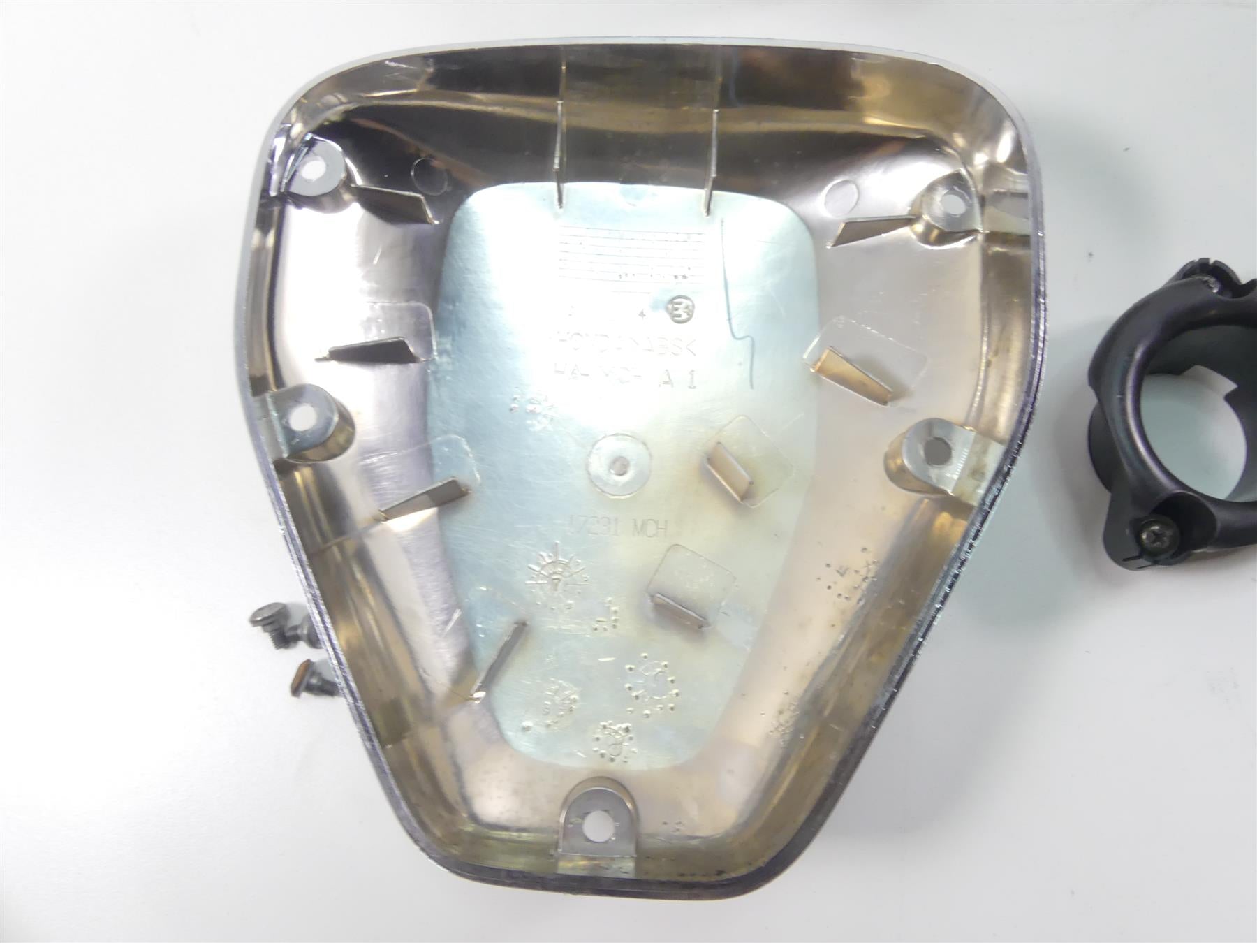 2002 Honda VTX1800 C K&N Air Cleaner Breather Box & Cover 17231-MCH-000 {{ shop.shopifyCountryName }} - Mototech271