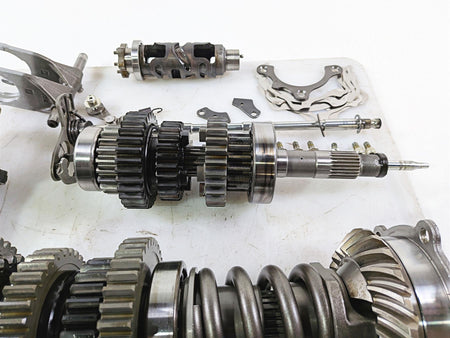 2009 Yamaha VMX17 V-Max 1700 Transmission & Middle Gear Set 2S3-Y1754-00 {{ shop.shopifyCountryName }} - Mototech271