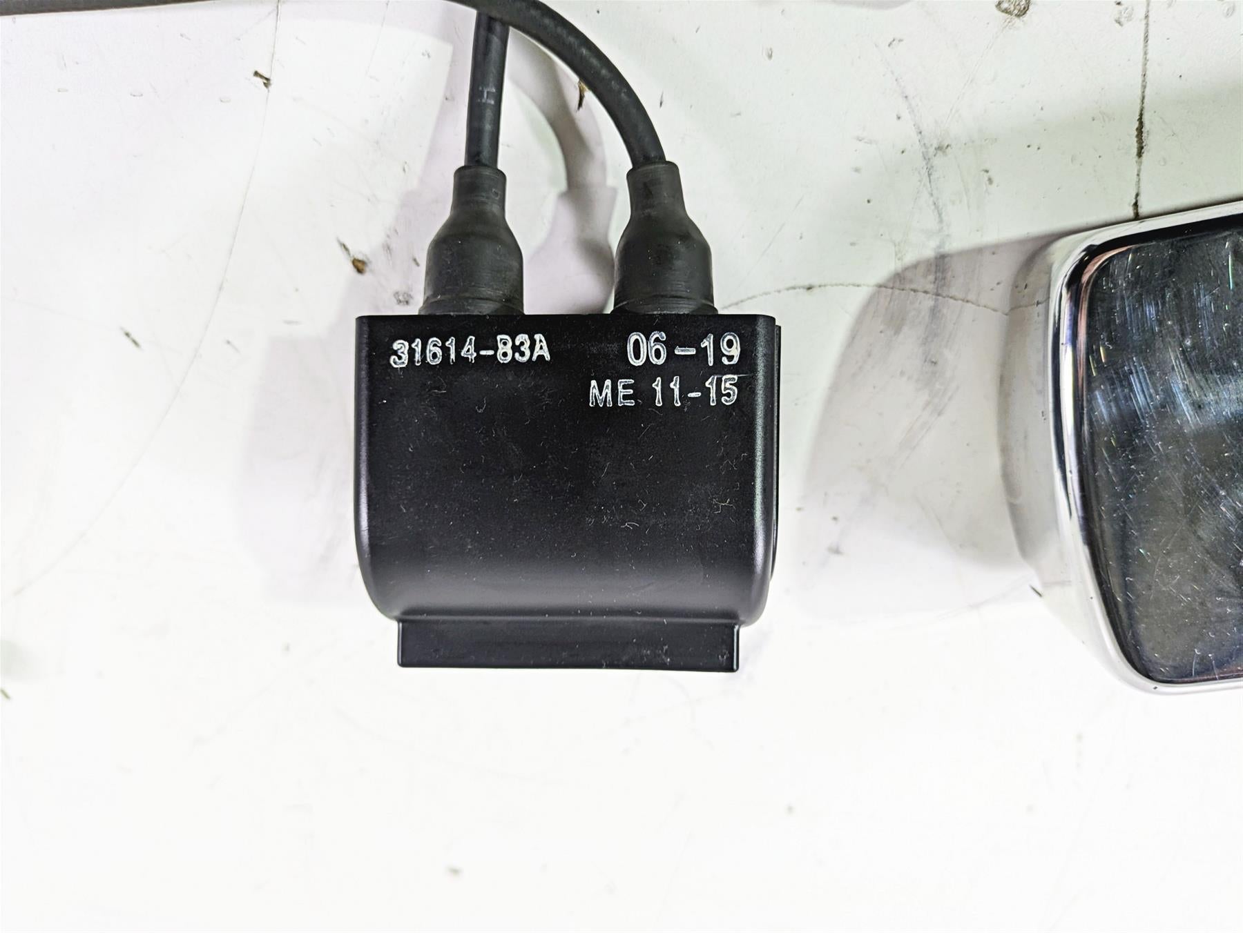 1992 Harley FLSTC Softail Heritage Ignition Coil Wires Plug Set 31614-83A {{ shop.shopifyCountryName }} - Mototech271