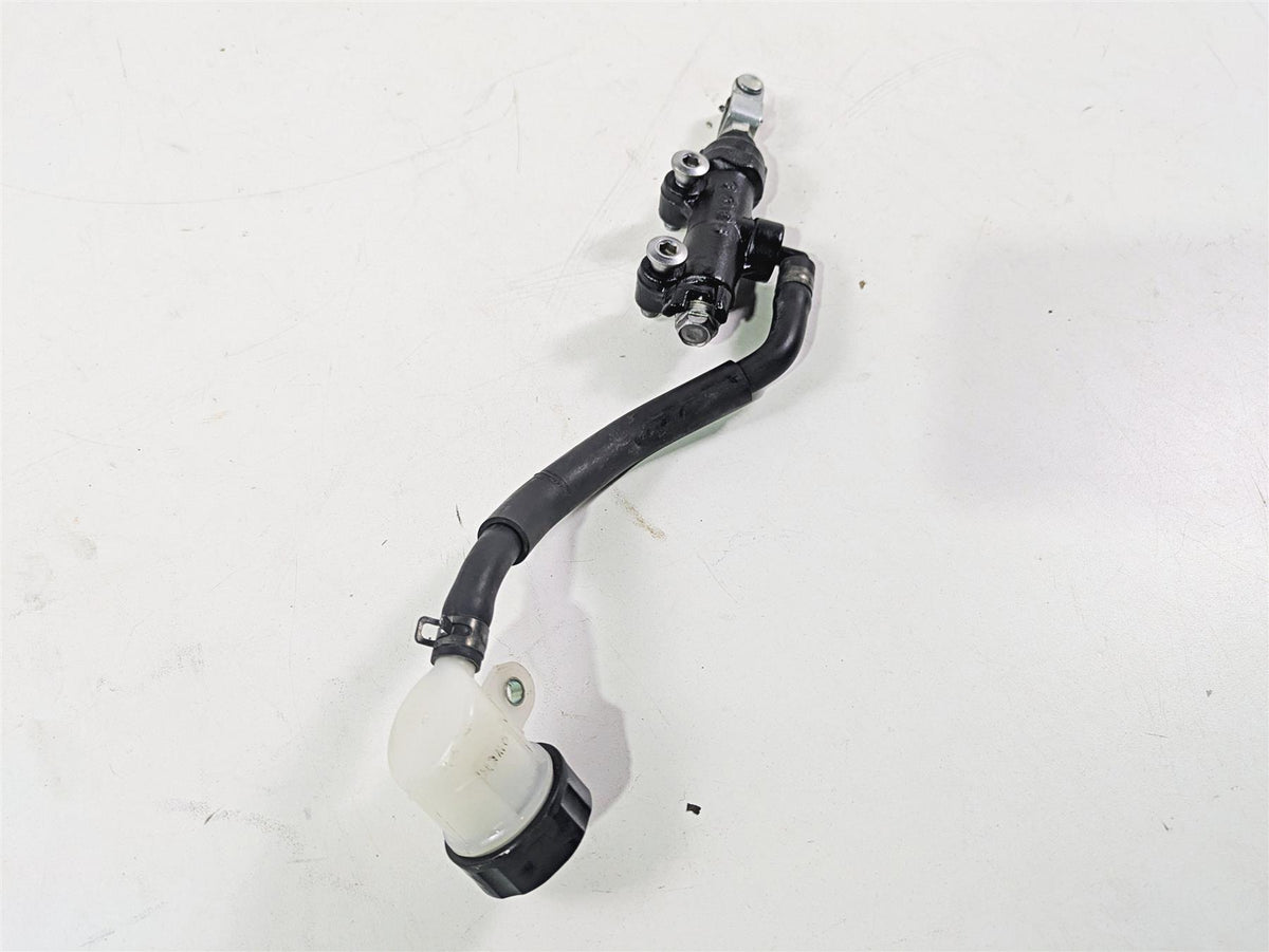 2024 Kawasaki ZX6R ZX636 Ninja Rear Brake Master Cylinder 1/2 43015-0575 {{ shop.shopifyCountryName }} - Mototech271