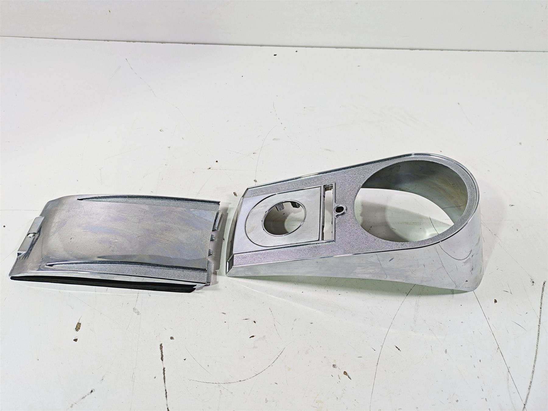 2005 Harley Softail FLSTSCI Heritage Springer Fuel Tank Dash Cover Read 71273-00 | Mototech271