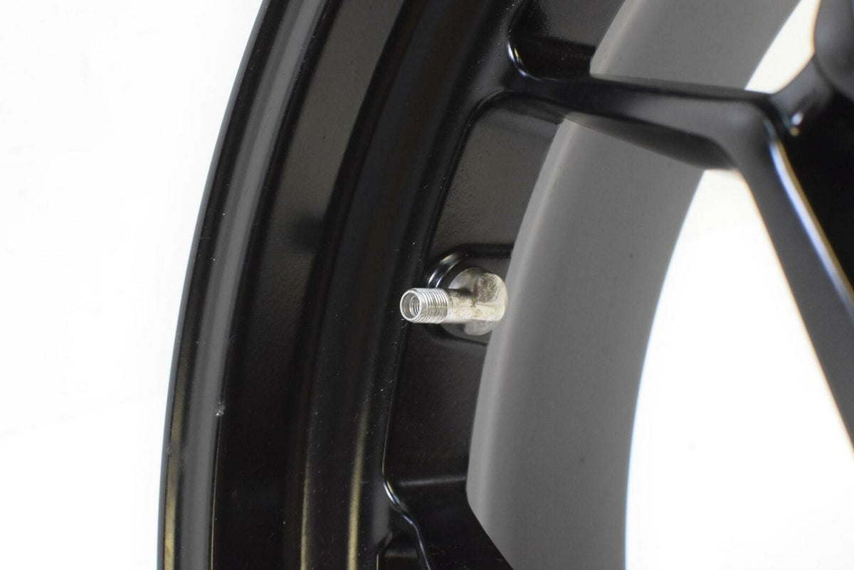 2015 MV Agusta B3 Brutale 800 Rear Straight Wheel Rim 17x5.5 8000B8336 {{ shop.shopifyCountryName }} - Mototech271