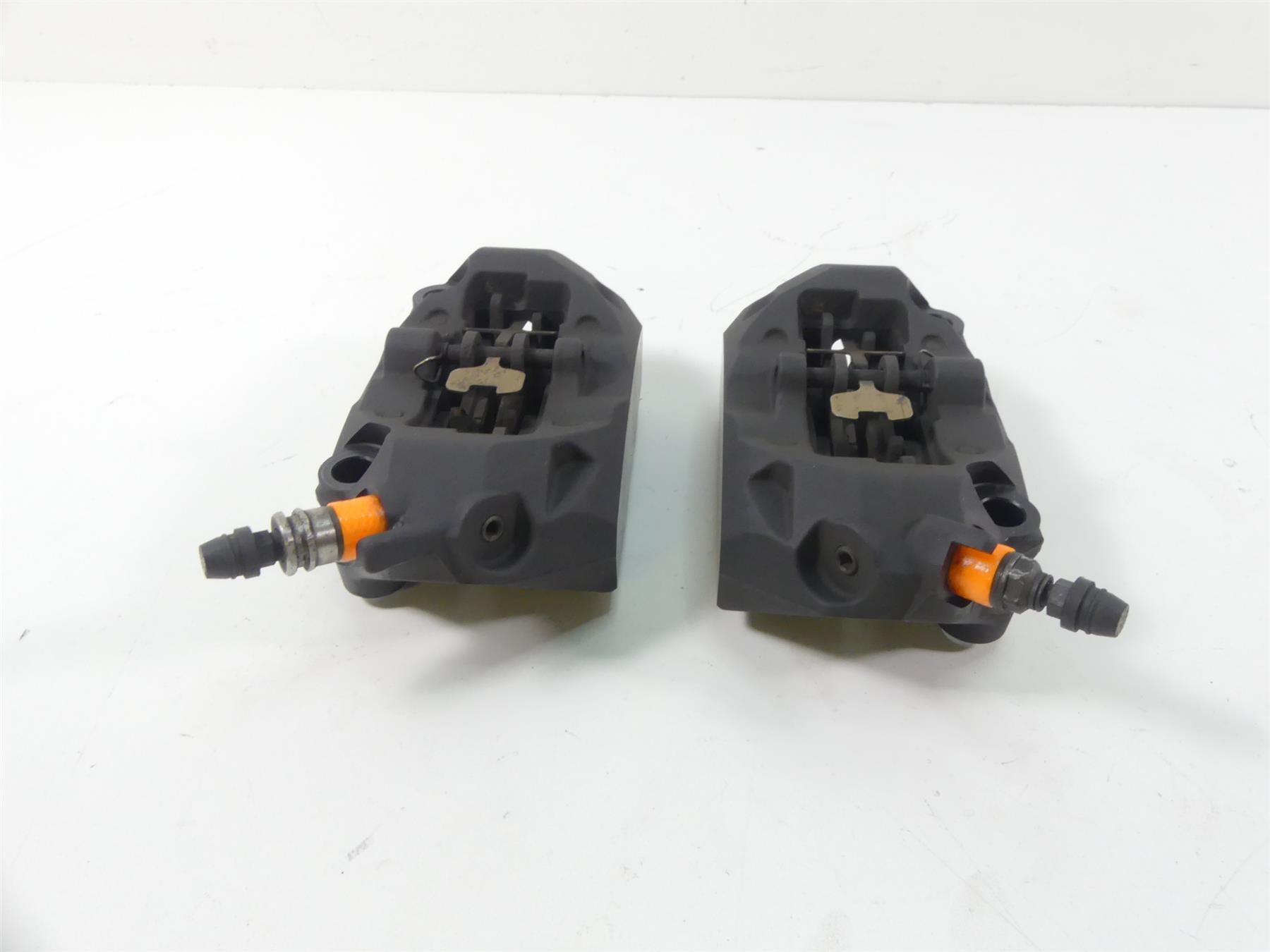 2014 BMW R1200GS K50 Front Brembo Brake Caliper Set 34118556205 34118556206 {{ shop.shopifyCountryName }} - Mototech271