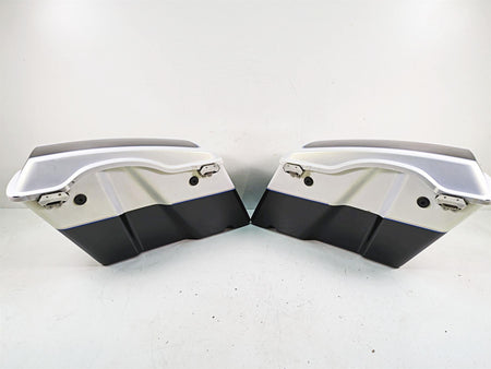 2008 Harley FLHTCU Electra Glide Left Right Saddlebag Saddle Bag Set 90752-93 {{ shop.shopifyCountryName }} - Mototech271