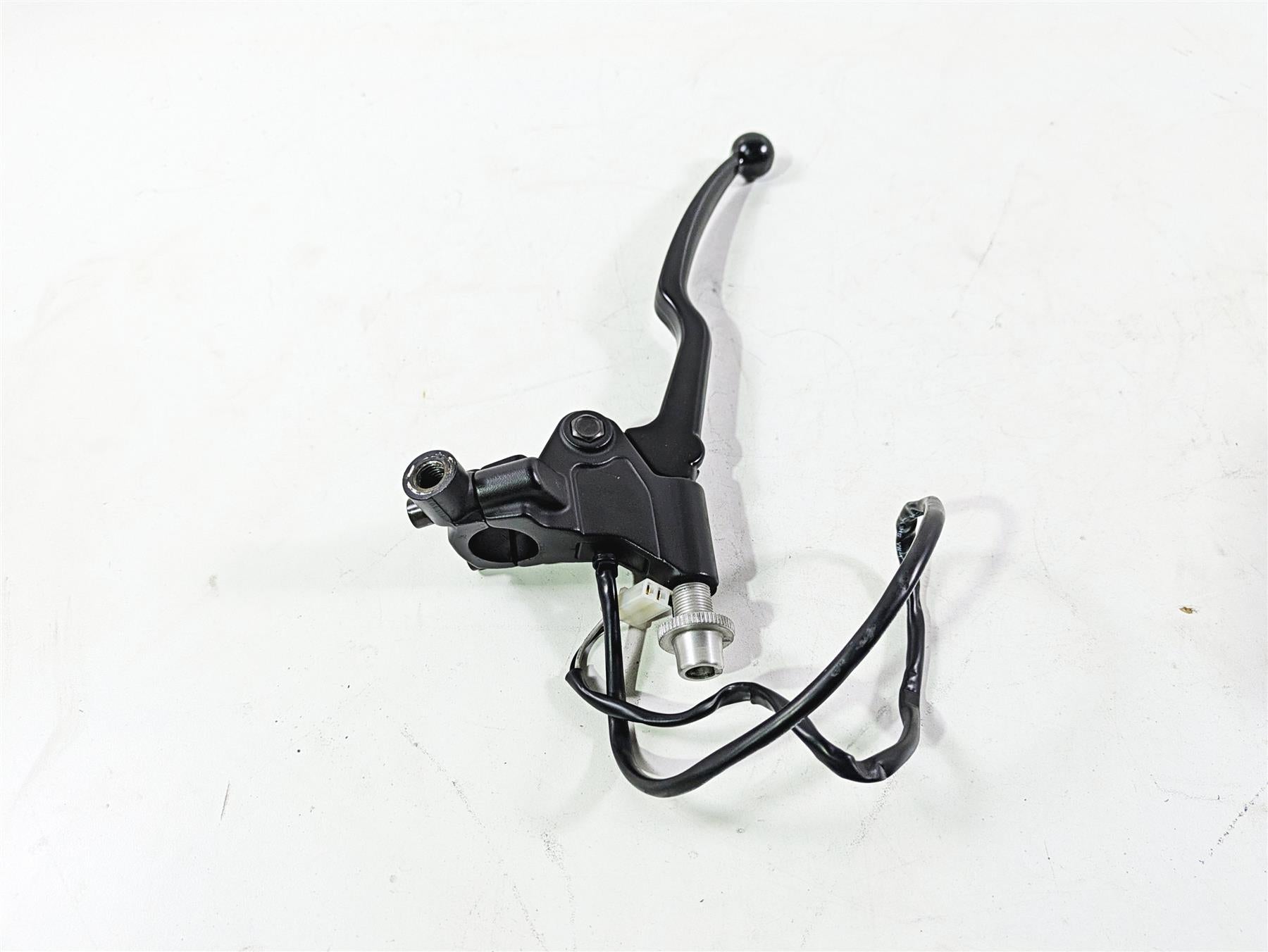 2013 Ducati Hyperstrada 821 Clutch Perch & Lever 8291B271AA 63640011B {{ shop.shopifyCountryName }} - Mototech271
