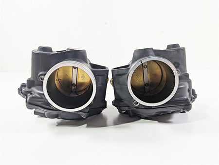 2023 BMW R nineT Scrambler K23 Throttle Body Bodies Set 13549457019 13549457020 {{ shop.shopifyCountryName }} - Mototech271