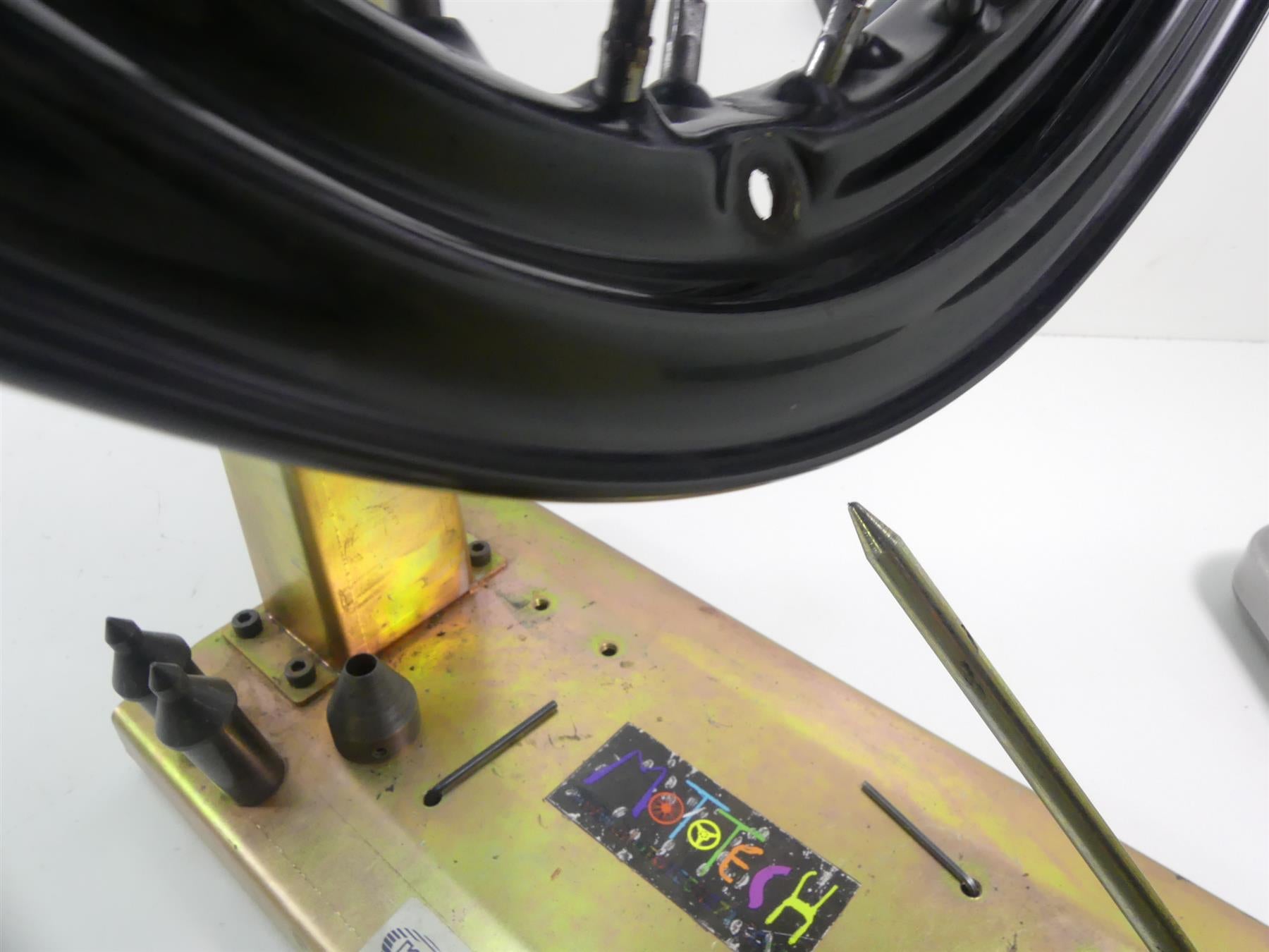2015 Harley FLS Softail Slim 16x3 Rear Spoke Wheel Rim -Read 55109-12 {{ shop.shopifyCountryName }} - Mototech271