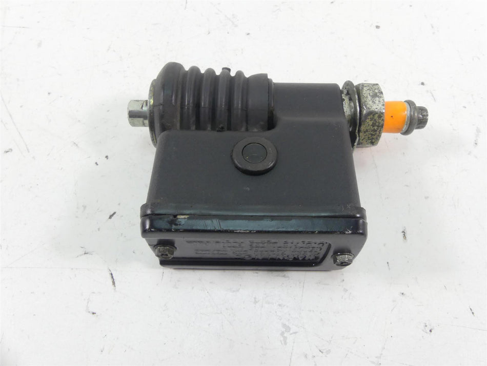 1998 Harley Dyna FXDL Low Rider Rear Brake Master Cylinder 42474-90C {{ shop.shopifyCountryName }} - Mototech271