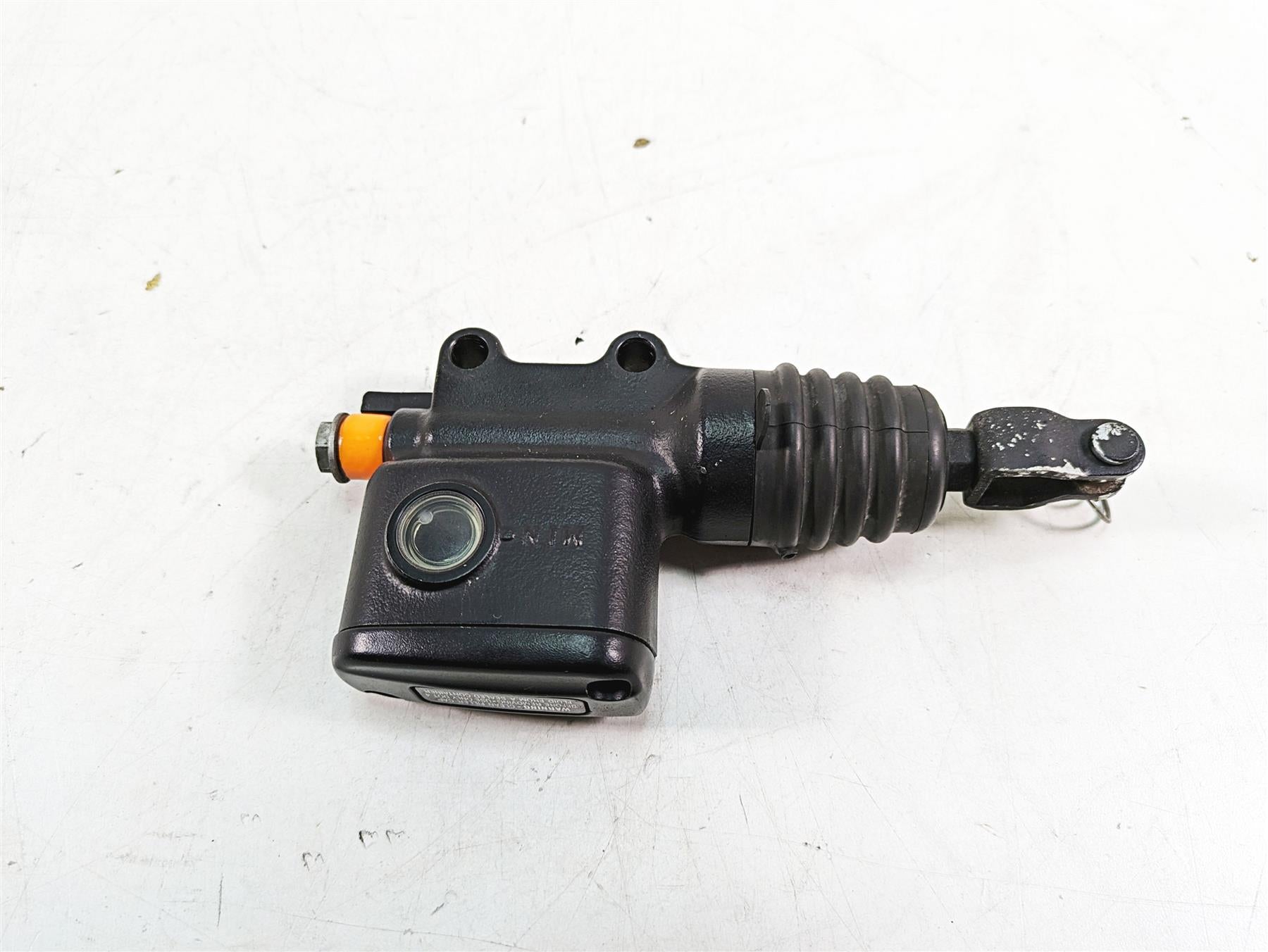 2020 Harley Softail FXBB Street Bob Rear Brake Master Cylinder 5/8" 41700460 {{ shop.shopifyCountryName }} - Mototech271