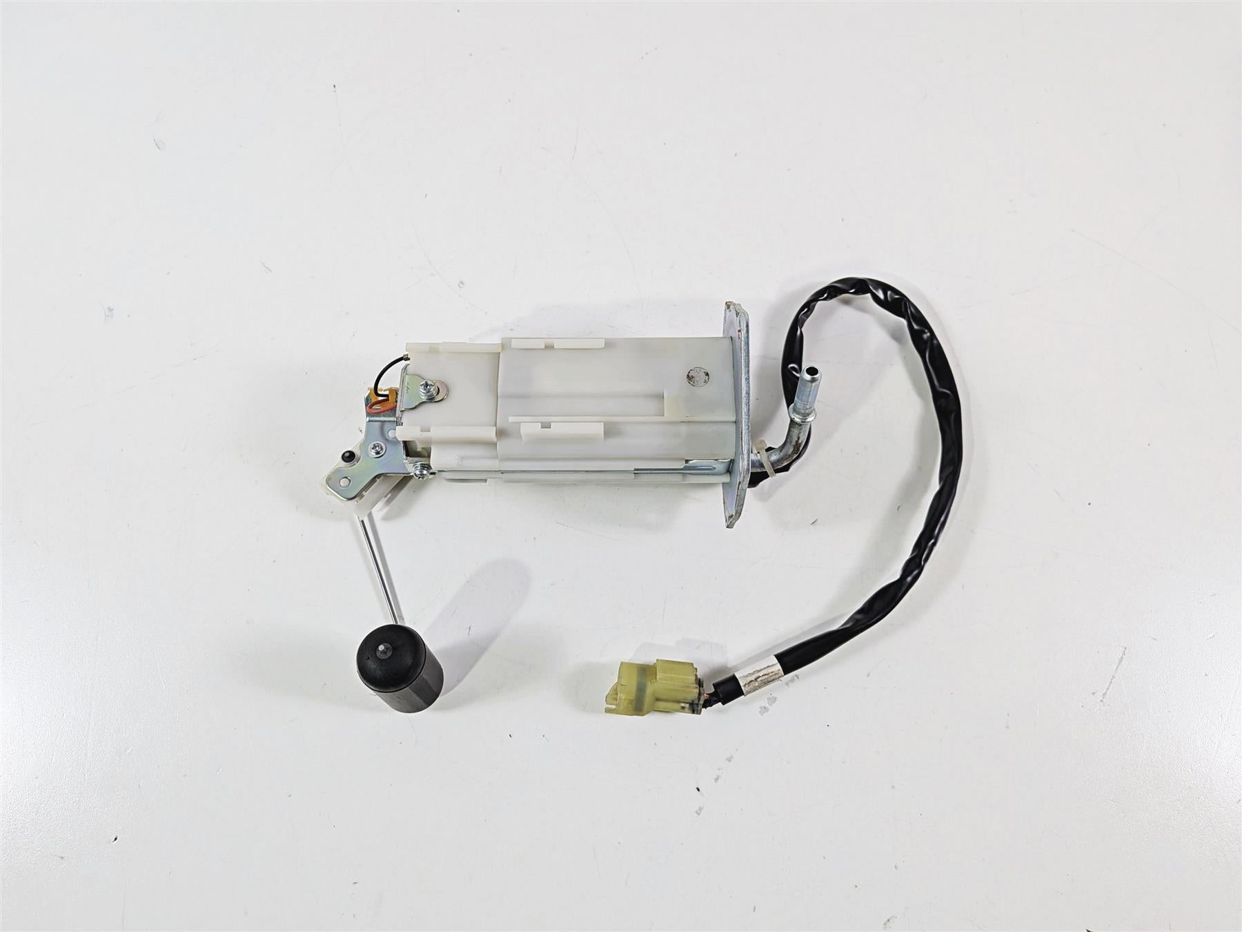 2022 Kawasaki ZX10R ZX1000 Ninja Fuel Gas Petrol Pump 49040-0798