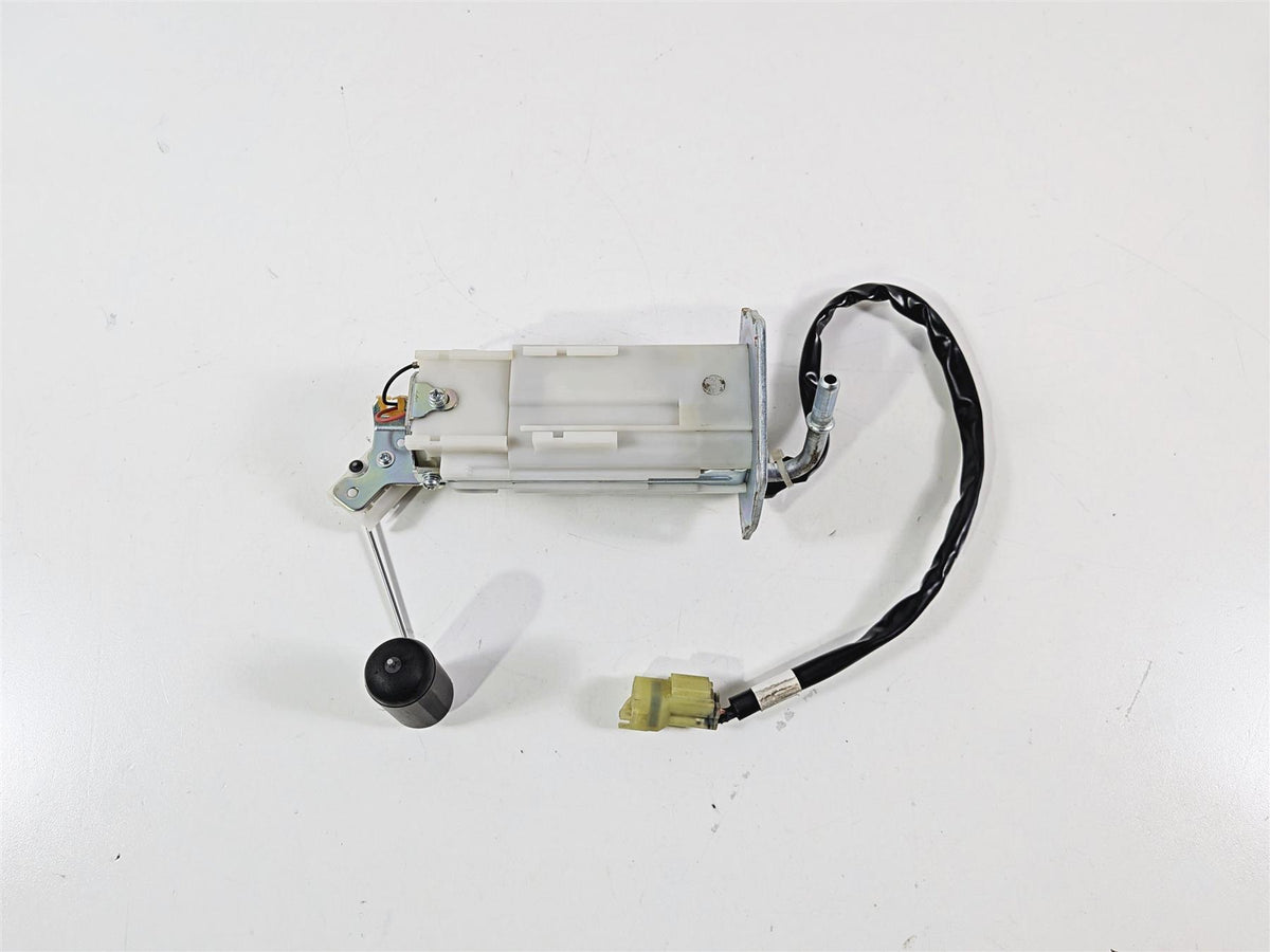 2022 Kawasaki ZX10R ZX1000 Ninja Fuel Gas Petrol Pump 49040-0798 {{ shop.shopifyCountryName }} - Mototech271