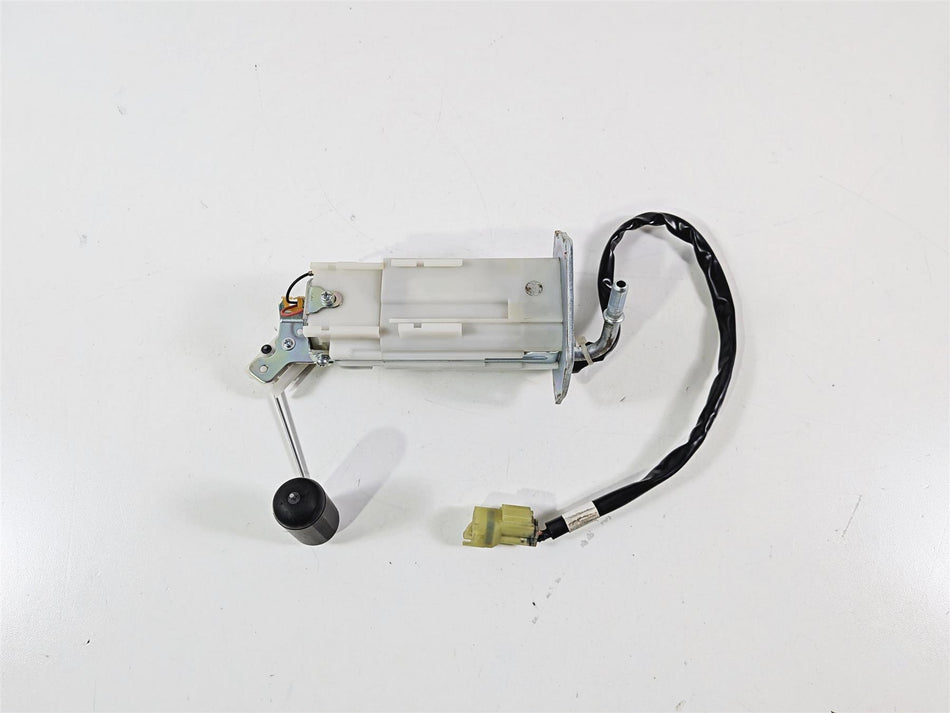 2022 Kawasaki ZX10R ZX1000 Ninja Fuel Gas Petrol Pump 49040-0798 {{ shop.shopifyCountryName }} - Mototech271