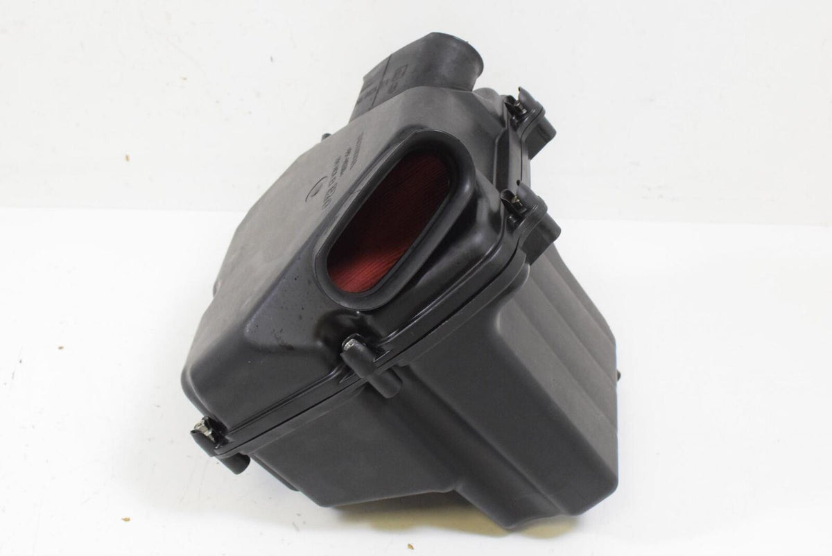 2013 Honda GL1800 B Goldwing Airbox Filter Cleaner Housing Assembl 17231-MCA-A80 {{ shop.shopifyCountryName }} - Mototech271