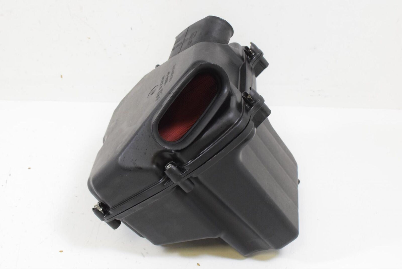 2013 Honda GL1800 B Goldwing Airbox Filter Cleaner Housing Assembl 17231-MCA-A80 {{ shop.shopifyCountryName }} - Mototech271