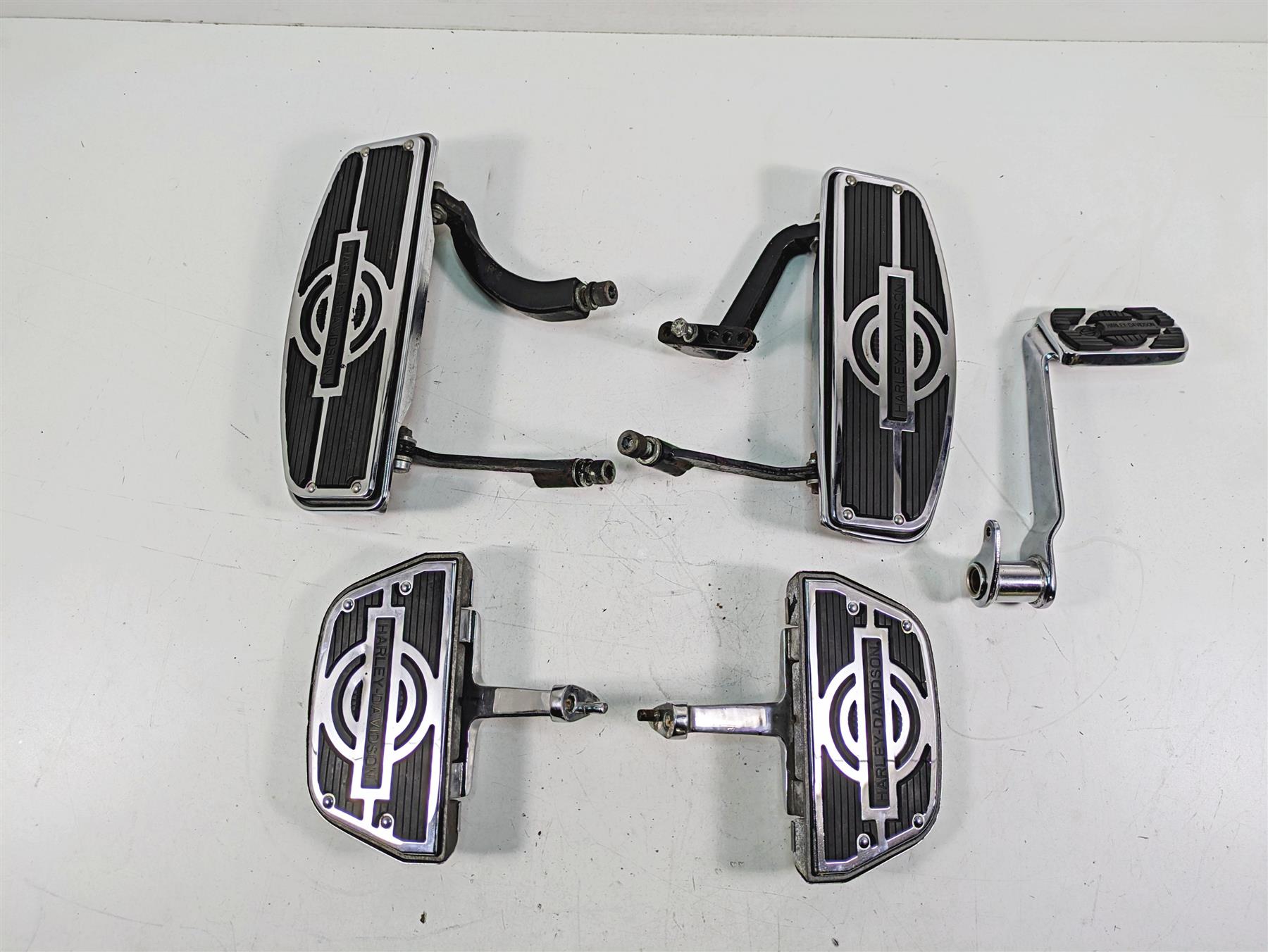 1999 Harley Touring FLHTC Electra Glide Front Rear Floor Board Set 52719-93B {{ shop.shopifyCountryName }} - Mototech271
