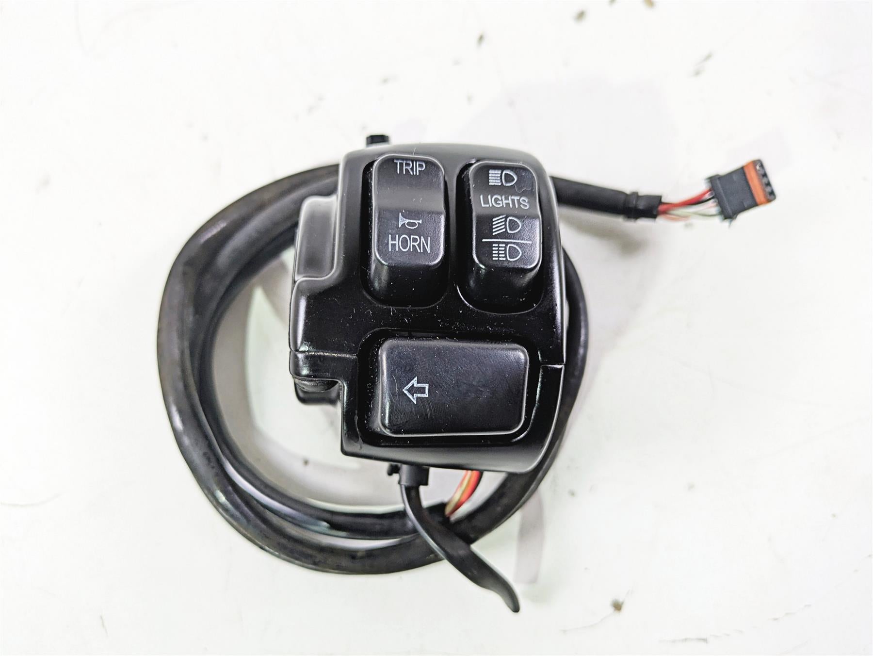 2015 Harley FXDL Dyna Low Rider Left Hand Control Switch -Read 72943-12A {{ shop.shopifyCountryName }} - Mototech271