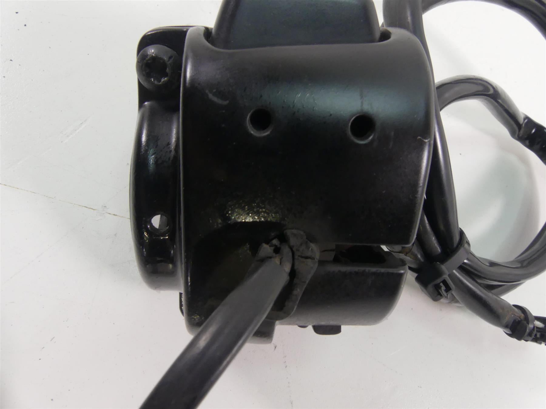 2014 Harley FXDF Dyna Fat Bob Left Control Switch + Turn Signal Blinker 72945-12 {{ shop.shopifyCountryName }} - Mototech271