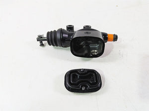 2015 Harley Touring FLHTKL Electra Glide Rear Brake Master Cylinder 41700028A