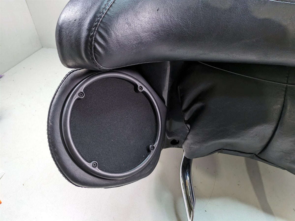 2006 Harley Touring FLHTCUI Electra Glide Vivid Black Silv Stripe Trunk 53128-06 {{ shop.shopifyCountryName }} - Mototech271