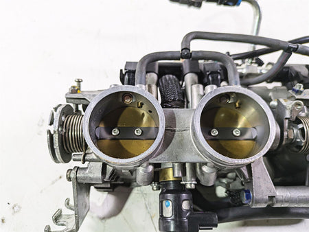 2016 Suzuki GSXR1000 Keihin Throttle Body Bodies Fuel Injection 13406-47H40 {{ shop.shopifyCountryName }} - Mototech271