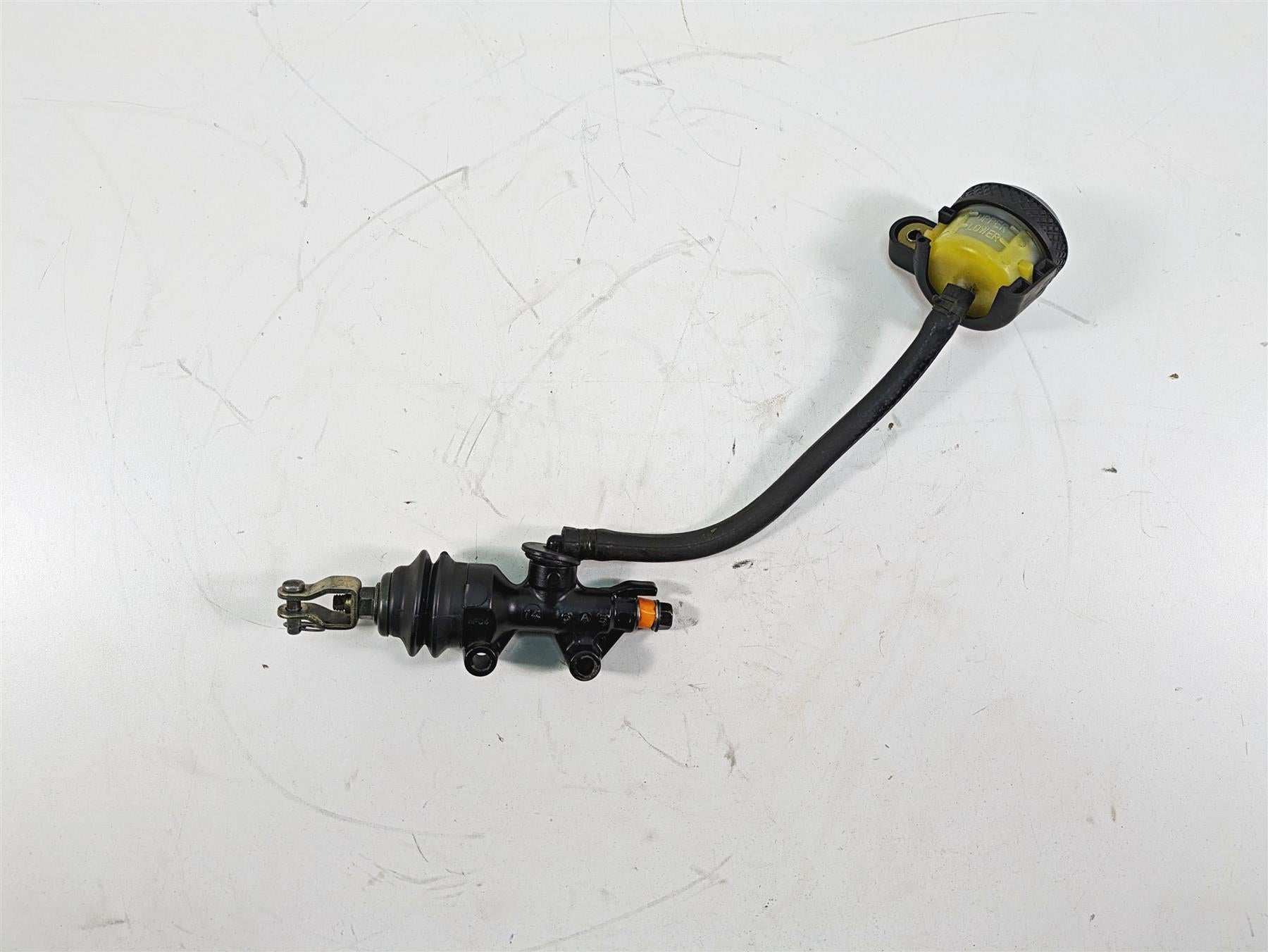 2006 Harley Sportster XL1200 Rear Brake Master Cylinder - Read 42521-04 {{ shop.shopifyCountryName }} - Mototech271