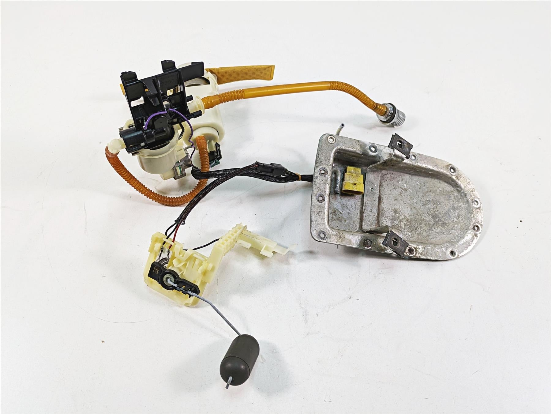 2009 Harley FXDF Dyna Fat Bob Fuel Petrol Gas Pump Level Sender Tested 75218-04D | Mototech271