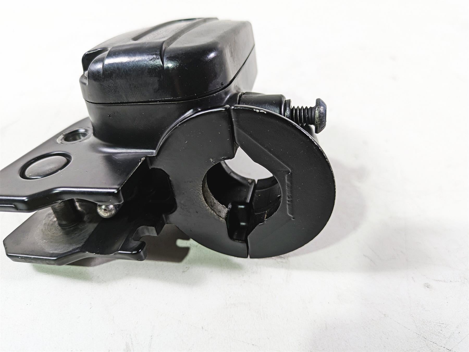 2017 Harley Touring FLTRXS Road Glide Clutch Master Cylinder 36700128A {{ shop.shopifyCountryName }} - Mototech271